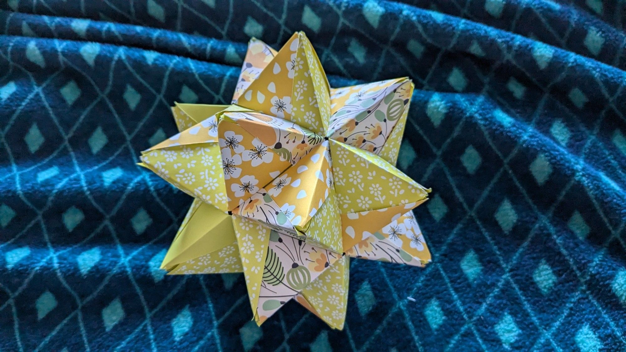 Lamduan Kusudama by prw Origami.