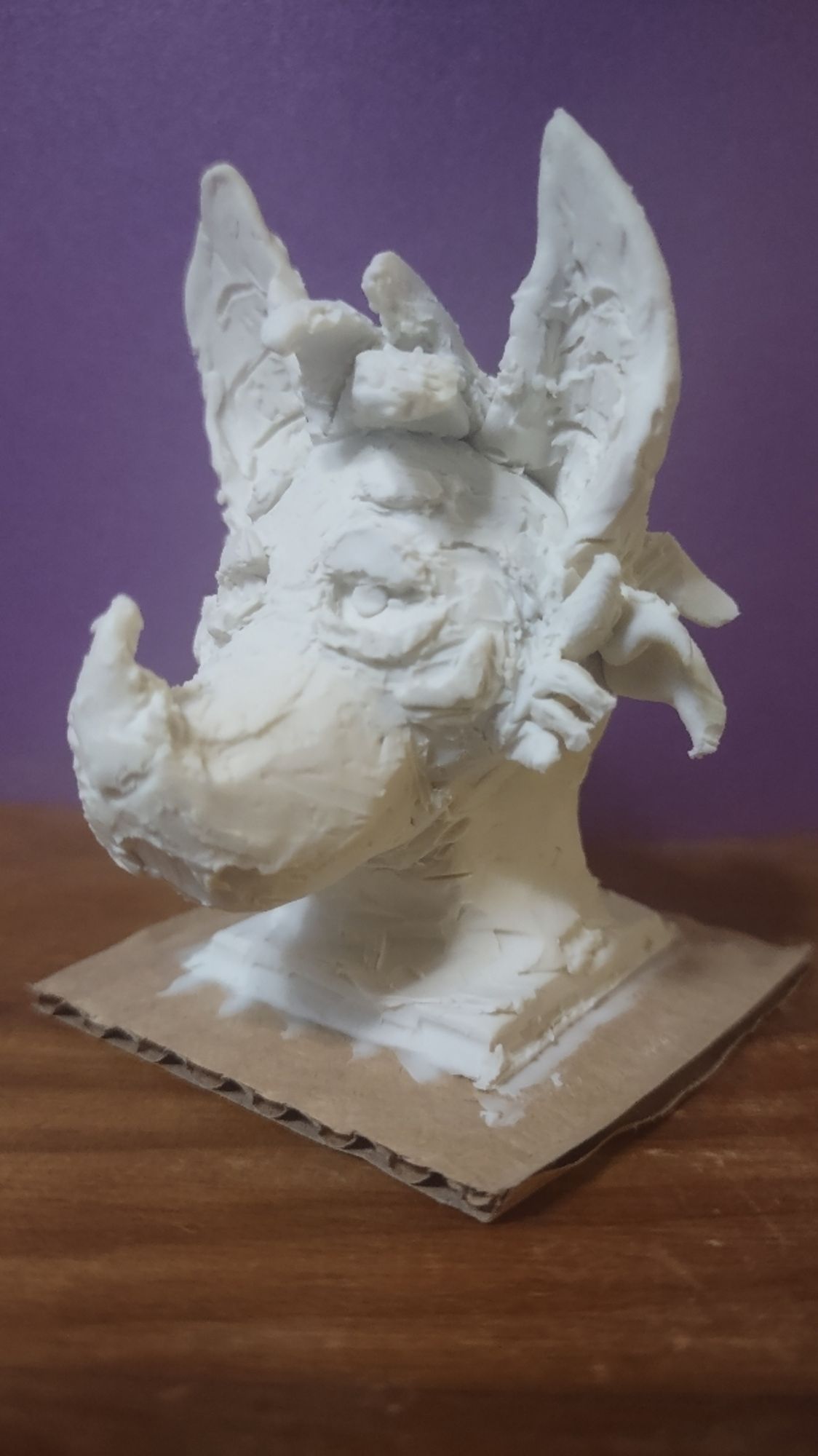 3/4ths view of Drifter facing left modeled with a white plasticine