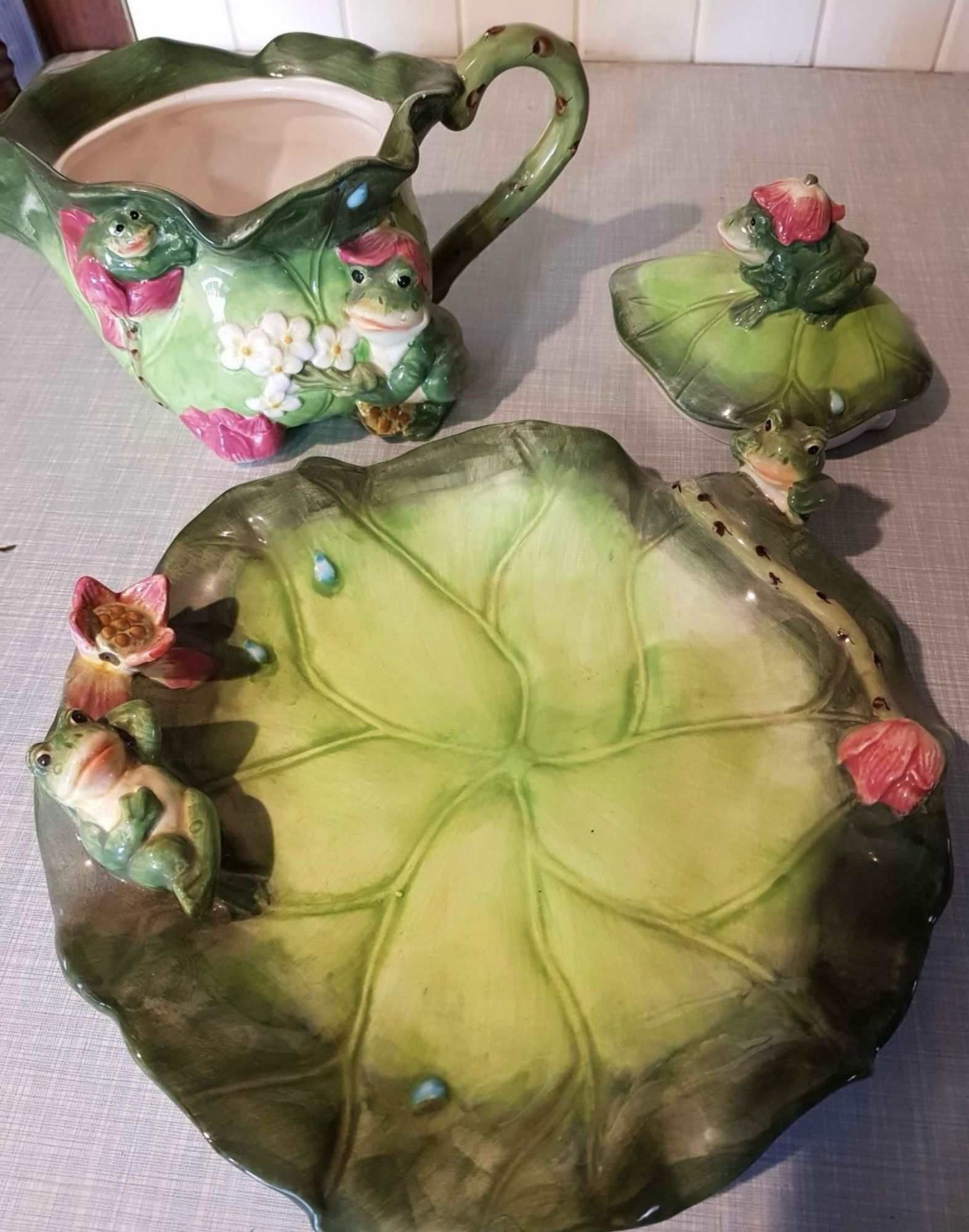 Tea set in a frogs and lily-pads style