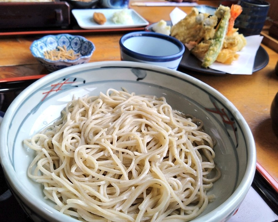 蕎麦と天麩羅盛合せ