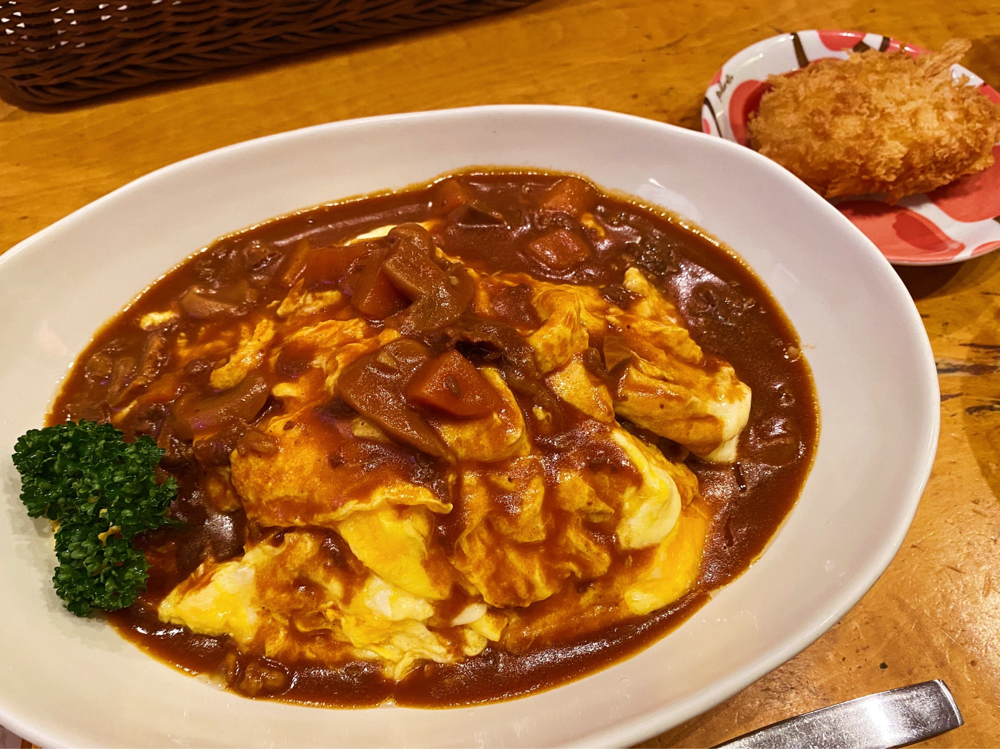 オムハヤシ、ポテトコロッケ