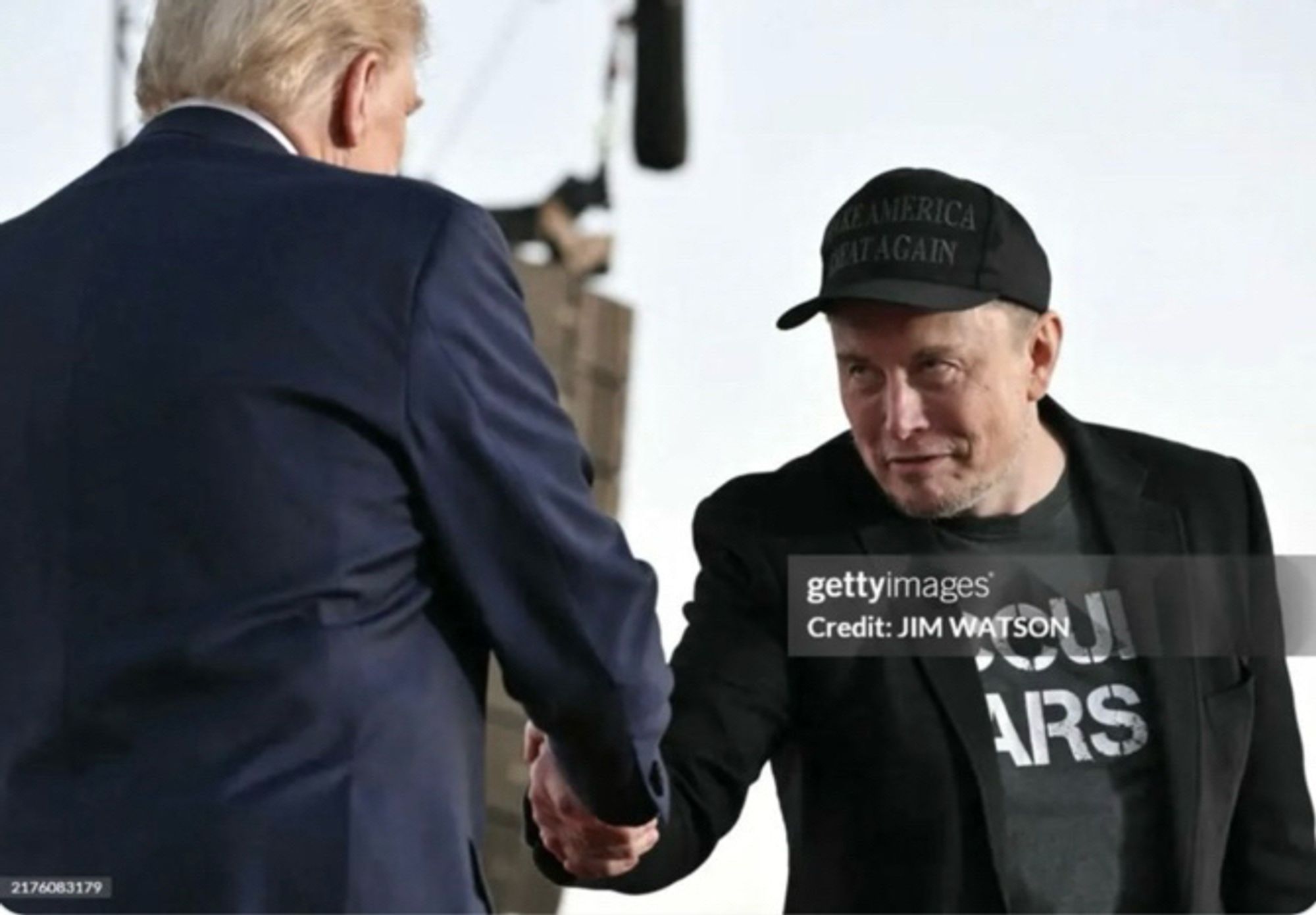 Elon shaking Trump's hand and looking like a solicitous prick