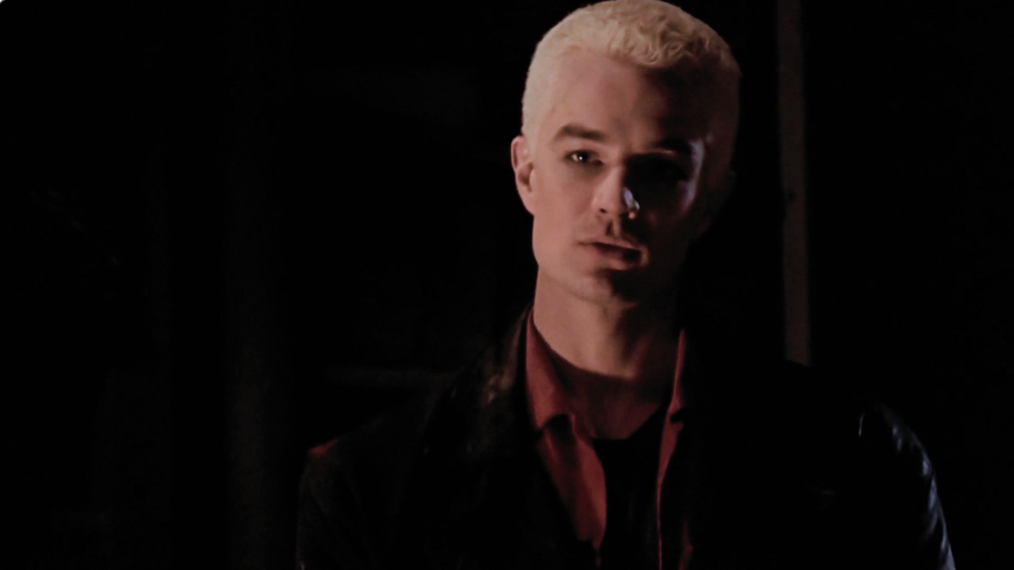 Spike making eye-contact with Buffy for the first time