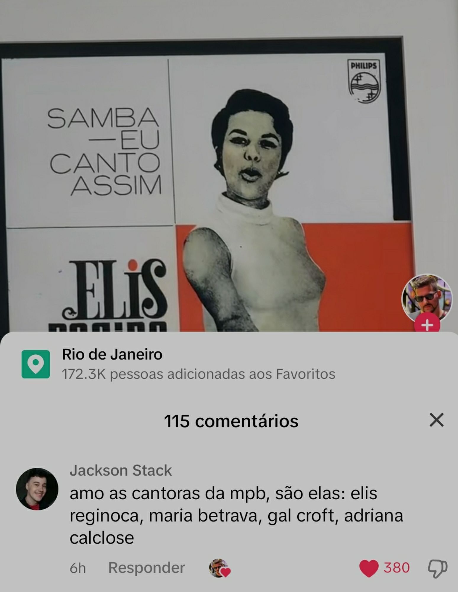 ilustração da Elis Regina em que ela está muito parecida com a streamer e apresetadorw Wanessa Wolf. Comentário abaixo: "amo as cantoras da mpb, são elas: elis reginoca, maria betrava, gal croft, adriana calclose"