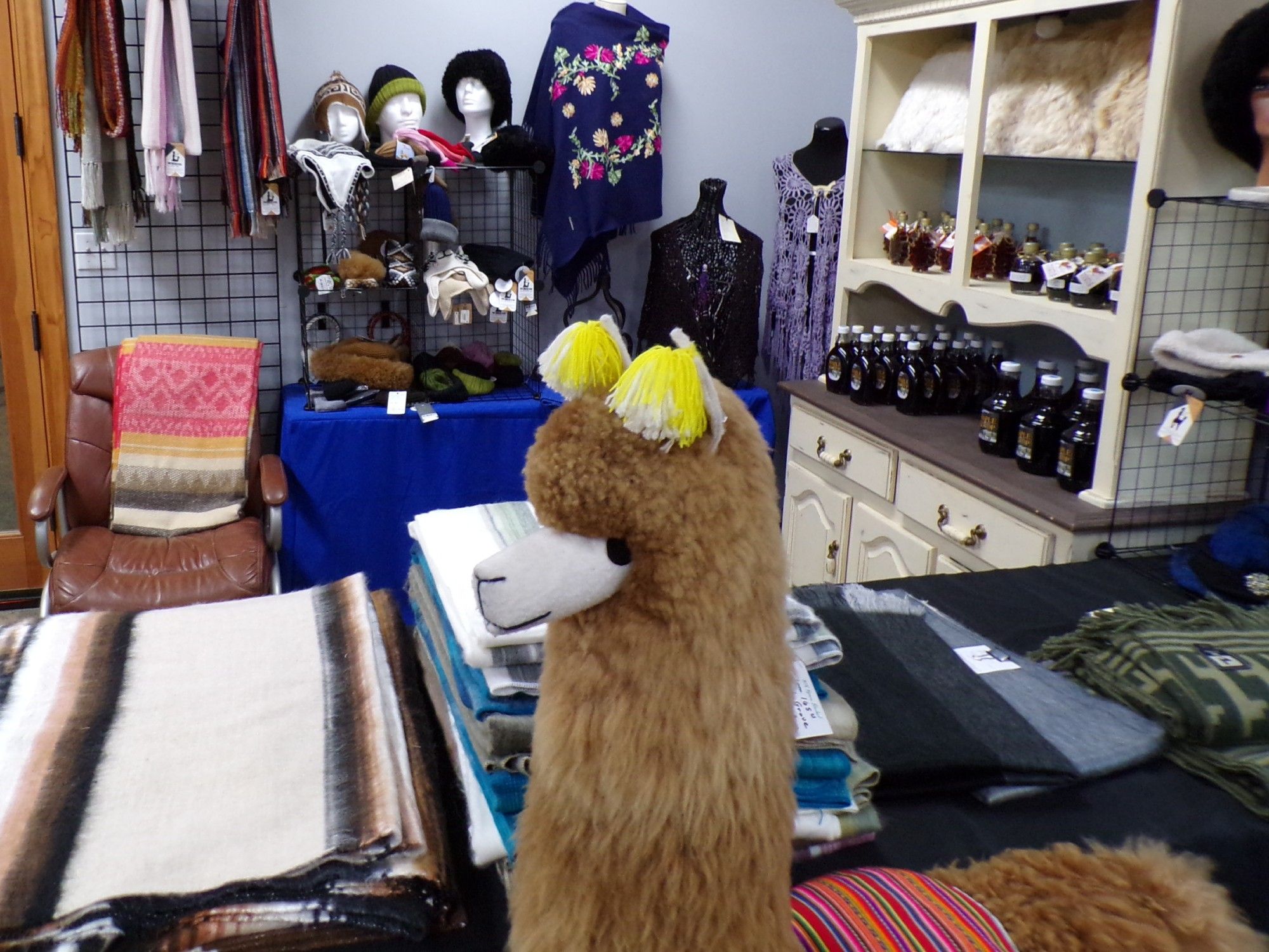 A model Alpaca, and more shelves in the store portion of the farm