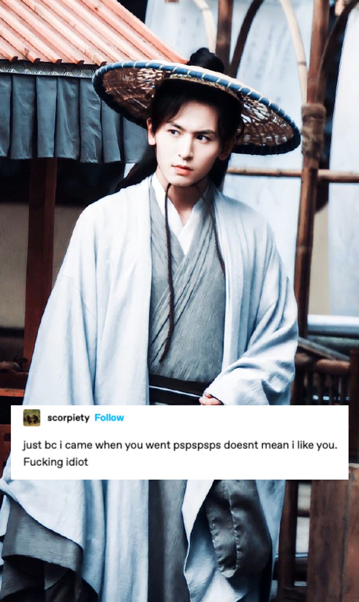 Zhou Zishu with a Tumblr text post that says, "just bc i came when you went pspspspspsdoesn't mean i like you. Fucking idiot"