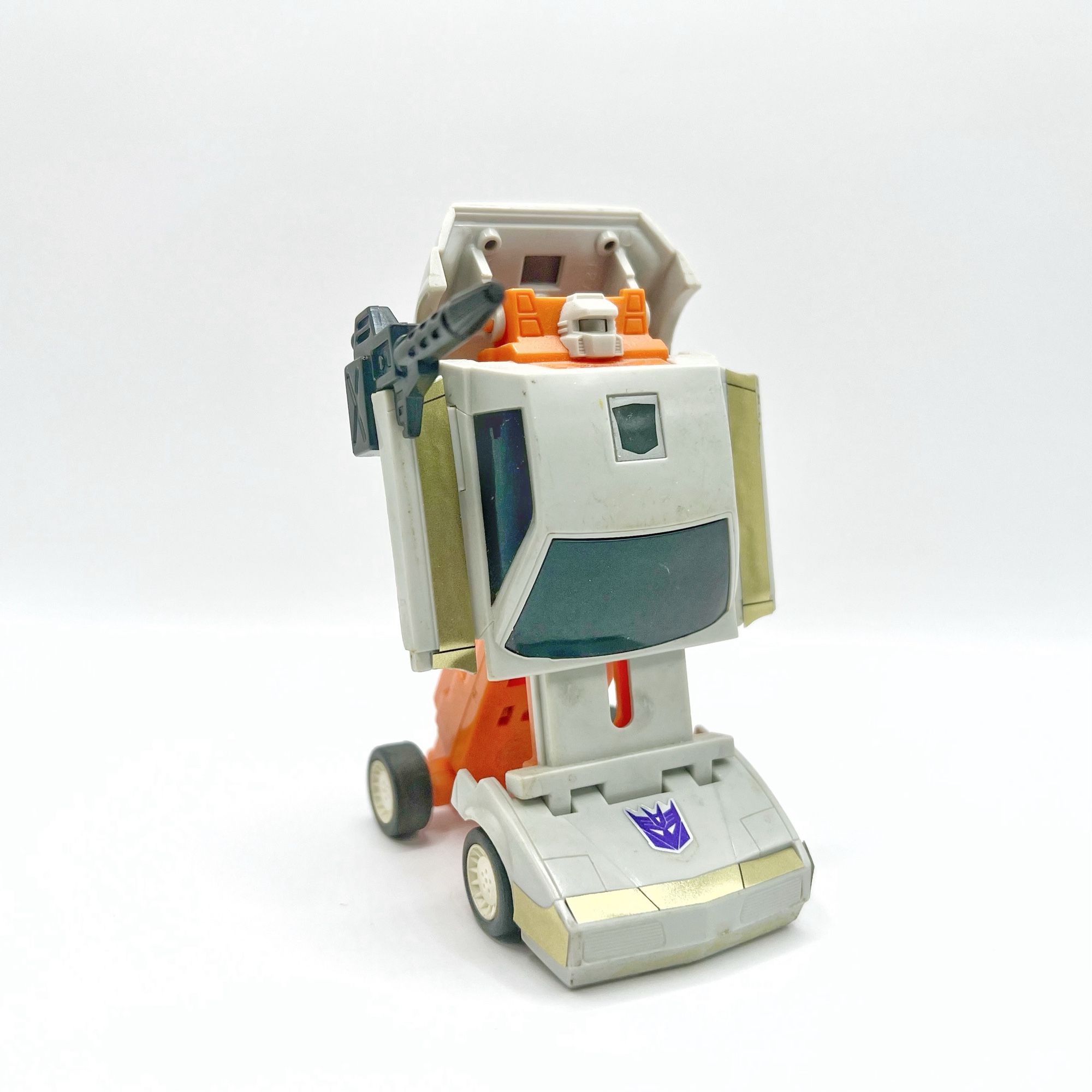 G1 Transformers Runamuck in robot mode