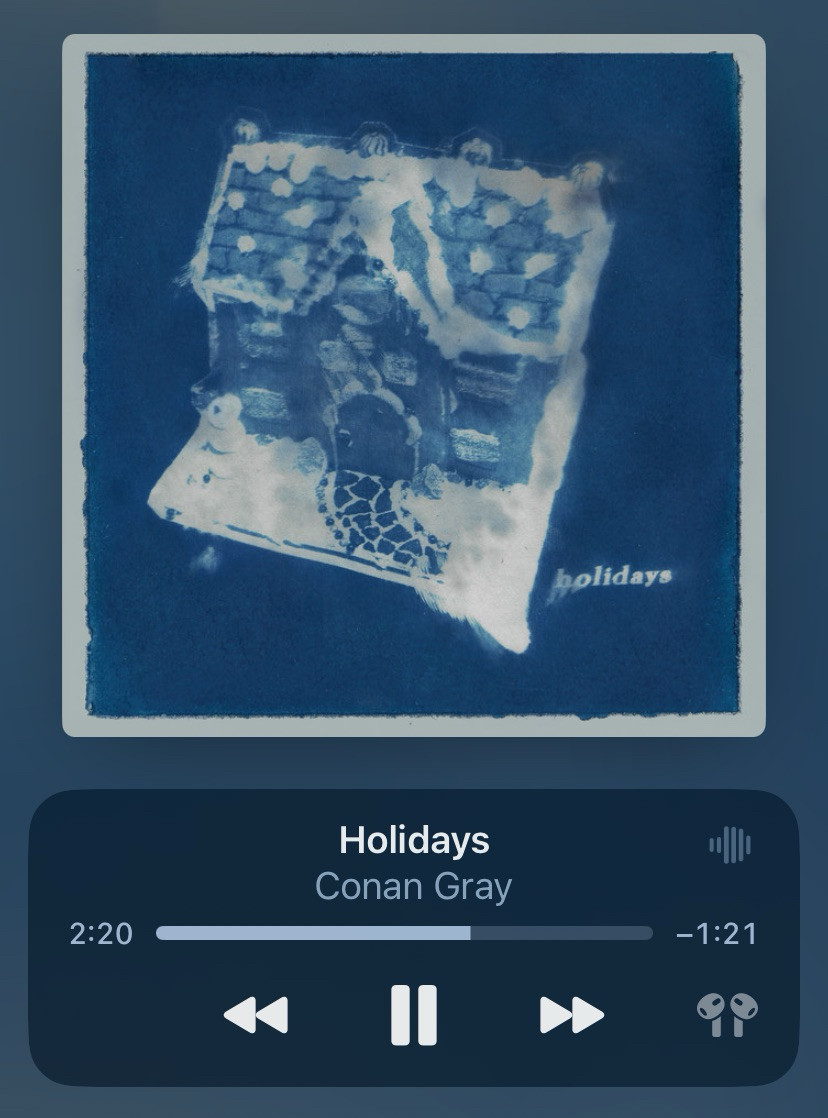 #conangray #holidaysconangray
