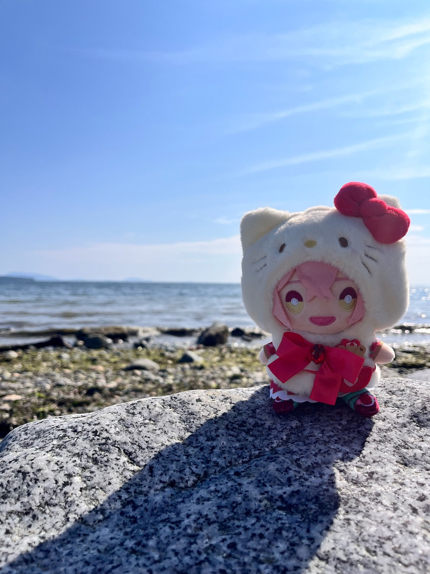 Rosemisama nui at the beach! with a Hello Kitty coat!