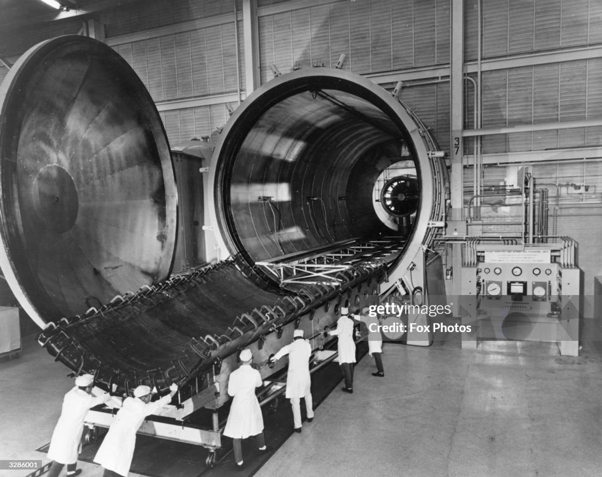 A giant autoclave in Tulsa, OK used to bond aviation parts and bits of the Apollo lander.