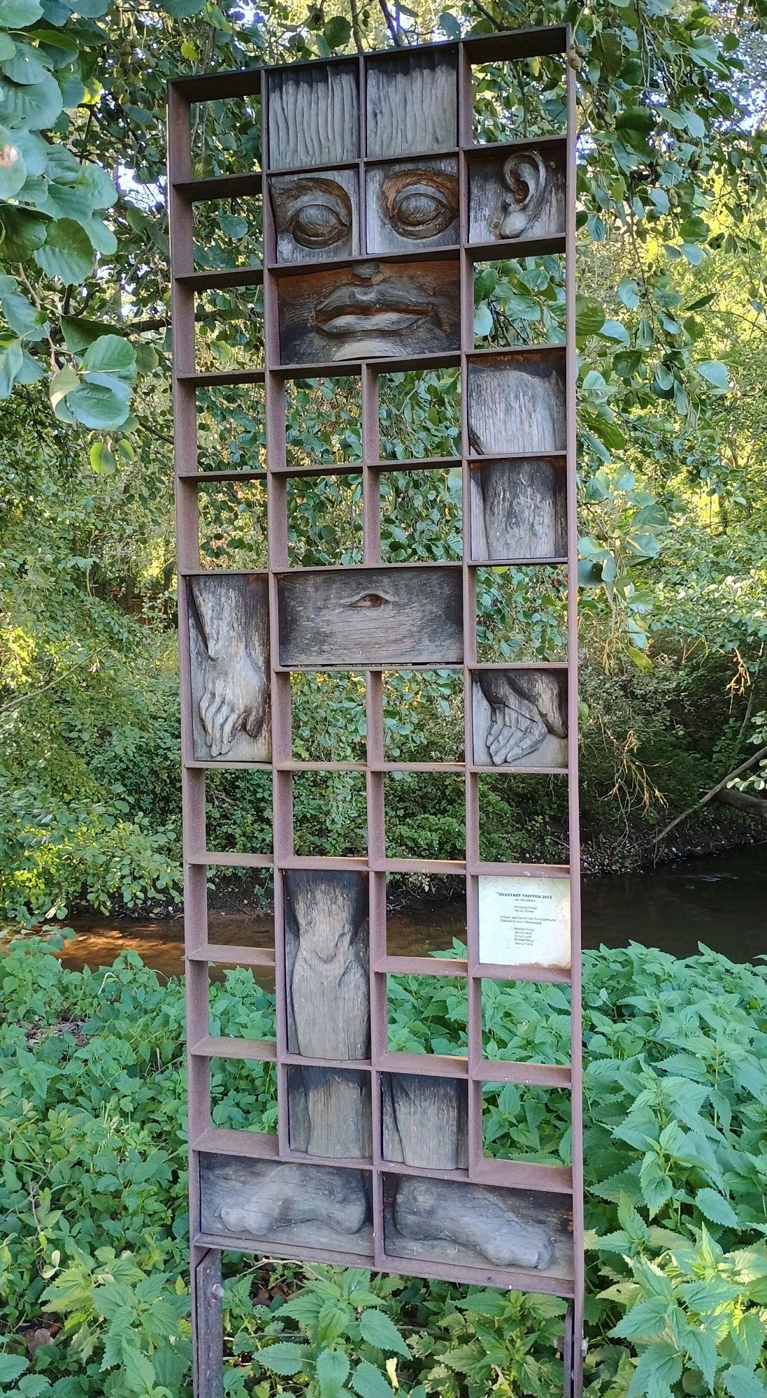 Skulptur Metall und Holz