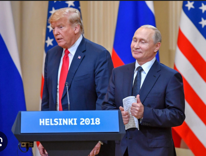 Trump humiliating himself at Helsinki 