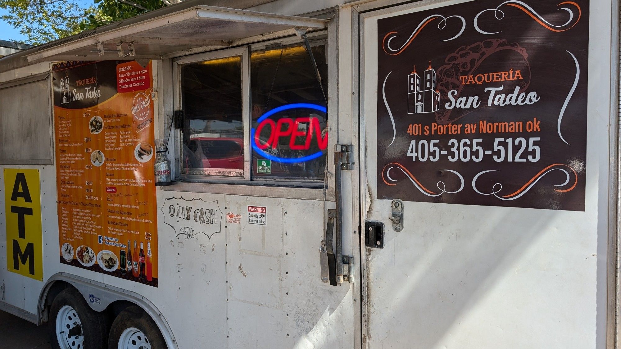 the Taqueria San Tadeo, an excellent taco truck