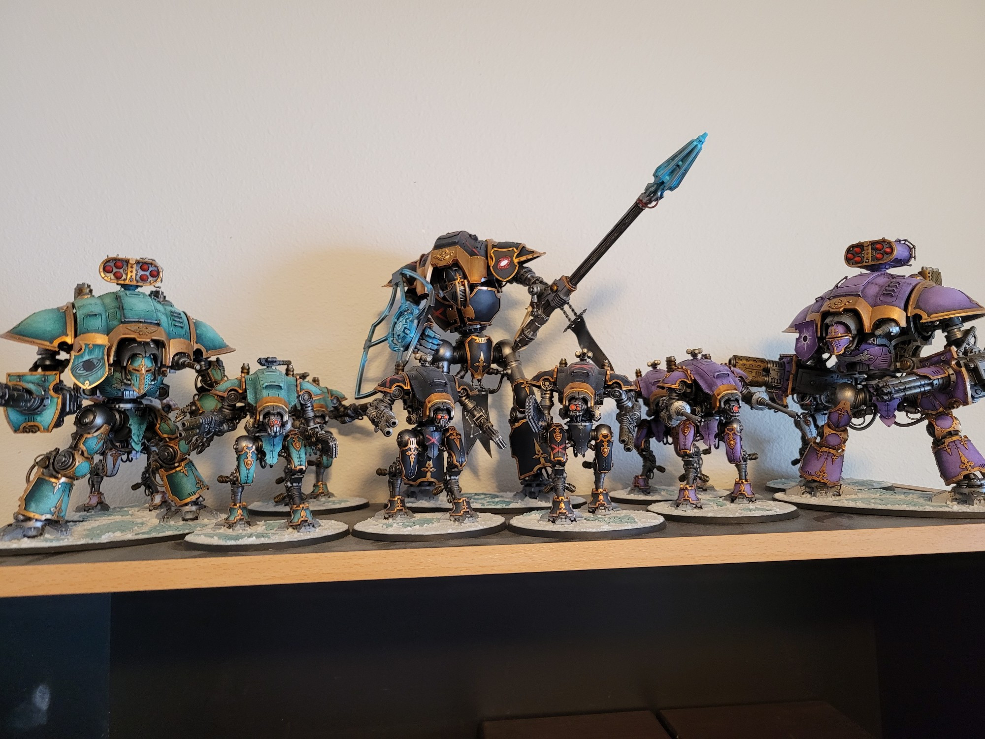 An Imperial Knight Army Consisting of 8 Armigers, 2 Questoris Knights, and a Cerastus Knight Lancer