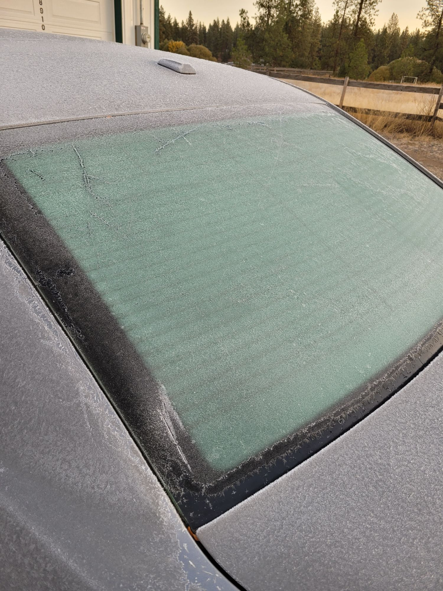 Rear Windshield of a Chrysler 300c frosted over