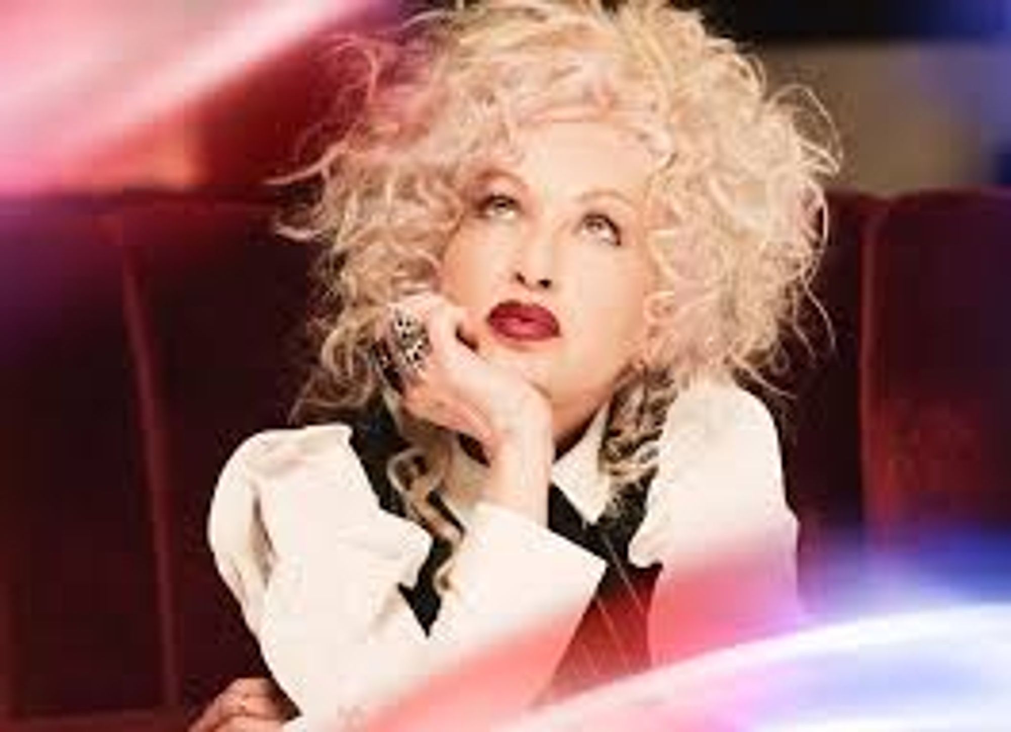 que prazer  em ve-la no palco

Cyndi Lauper entrega

grande performance

SEM PLAYBACK em estreia no

Rock in Rio Aos 71 anos.

Cyndi é uma cantora, compositora

Atriz norte-americana vencedora 

do #Grammy

#Emmy e #TonyAward

#Lenda feminina do Rock'n'Roll

além de uma das maiores

artistas de todos os tempos