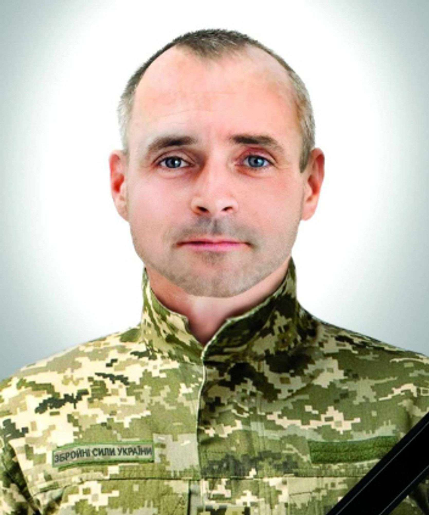 Vitaly Viktorovych Udodov
 
Senior Lieutenant,
01/07/1978
-
29/09/2023
Born: Luhansk, Luhansk Oblast, Ukraine
Died: Klishchiivka, Donetsk region, Ukraine
Buried:  Khmelnytskyi, Khmelnytskyi Oblast, Ukraine

Last Stand

He died on September 29 in a battle near the settlement of Klishchiivka in Donetsk region.

Udodov_vitaliy.pdf

Vitaliy Udodov was born on July 1, 1978 in the city of Luhansk.

After graduating from school and the Odesa Institute of Land Forces, he served in the city of Khmelnytskyi.

After retiring from military service, he worked in senior positions at the service station in Khmelnytskyi. He was a cheerful and cheerful man, had many hobbies, loved to do crafts with his own hands, was engaged in winemaking.

Now Vitaly is 45 years old forever...

He has a wife and a daughter.

The Hero was buried on the Alley of Fame of the cemetery in the Rakove microdistrict.