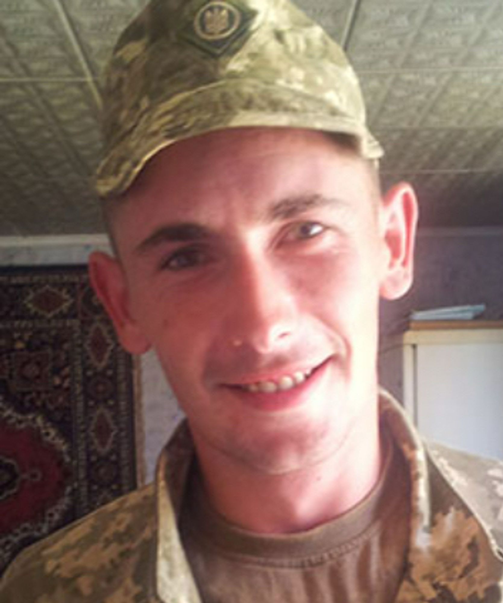 Yury Anatoliyovych Tyshik
 
Senior Soldier,
27/07/1991
-	
03/10/2019
Born: Myzove, Volyn Oblast, Ukraine
Died: Zholobok, Luhansk Oblast, Ukraine
Buried: Myzove, Volyn Oblast, Ukraine

Last Stand

The last moments of life

He died in the evening of October 3, 2019 at an observation post near the villages of Zholobok / Krymske in the Luhansk region from a fatal bullet wound to the head inflicted by an enemy sniper.

The life story

Was born in 1991 in the village of Myzovo (Starovyzhevsky district, Volyn region). In 2010, he graduated from the Starovyzhevsky vocational lyceum, specializing in an electric and gas welder and a driver. Recently, he worked in Poland.

Medals

Award of the President "For participation in the anti-terrorist operation"

Order "For Courage" III degree