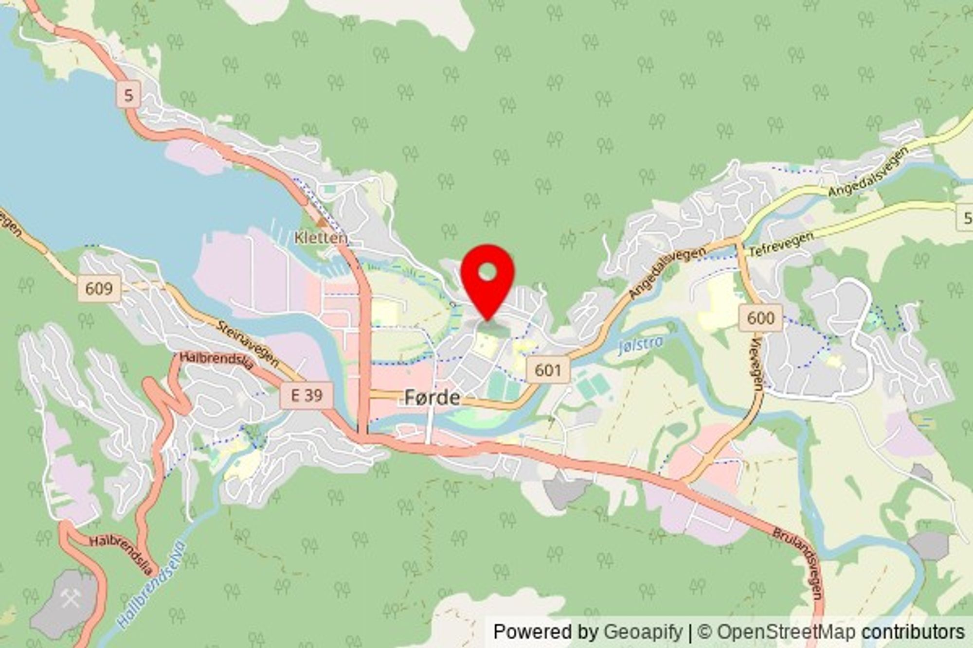 A partially zoomed out map with a pin at the position of Førde kyrkje, Kyrkjevegen, 6809 Førde, Norway