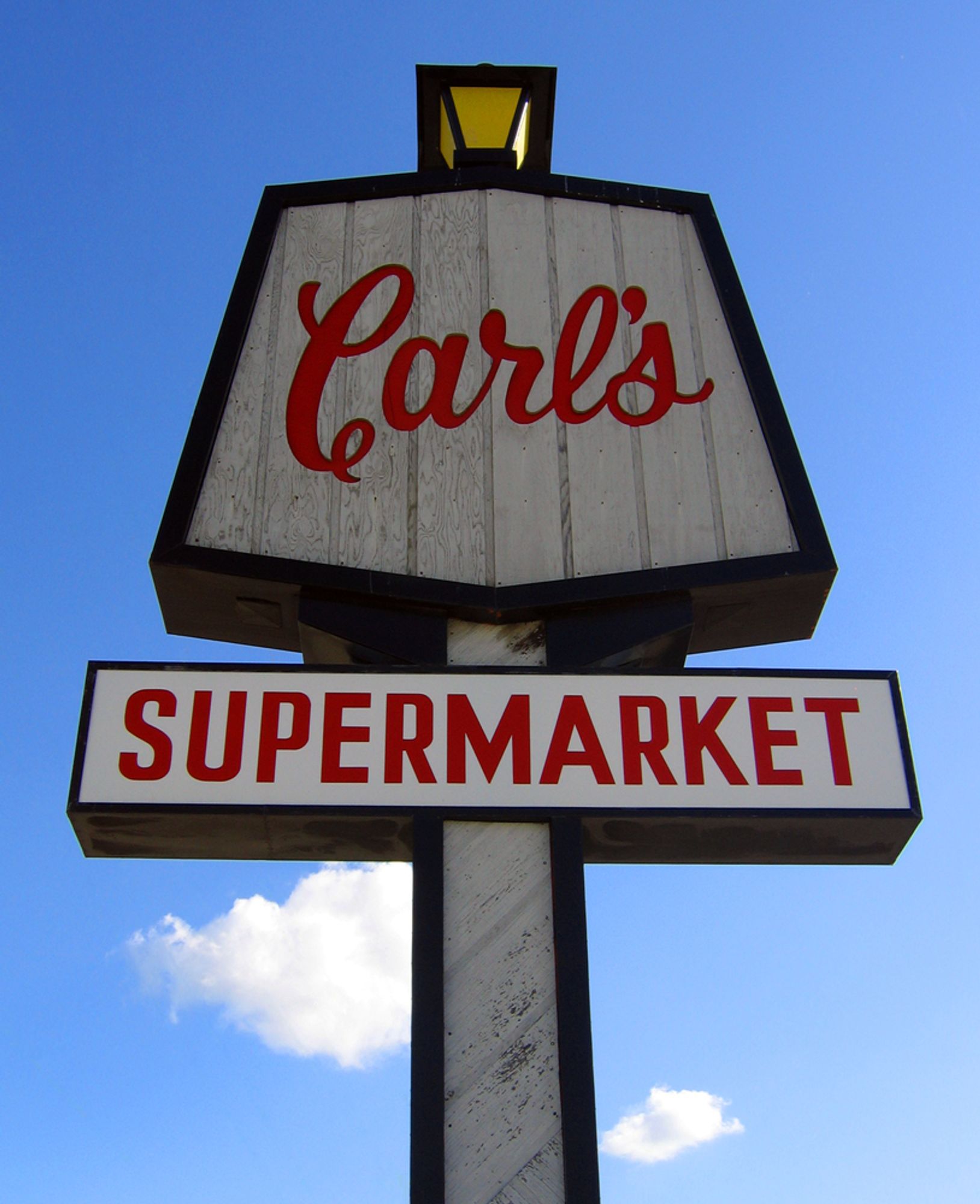 PHOTOGRAPH OF CARL'S SUPERMARKET SIGN