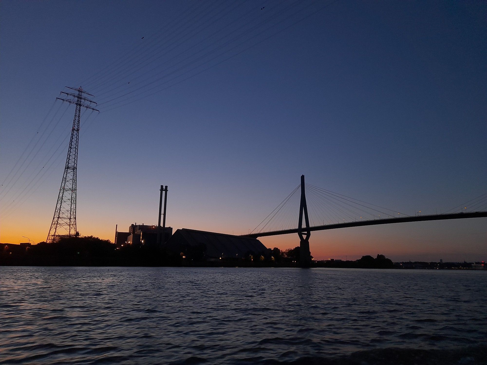 Köhlbrandbrücke bei Abendrot