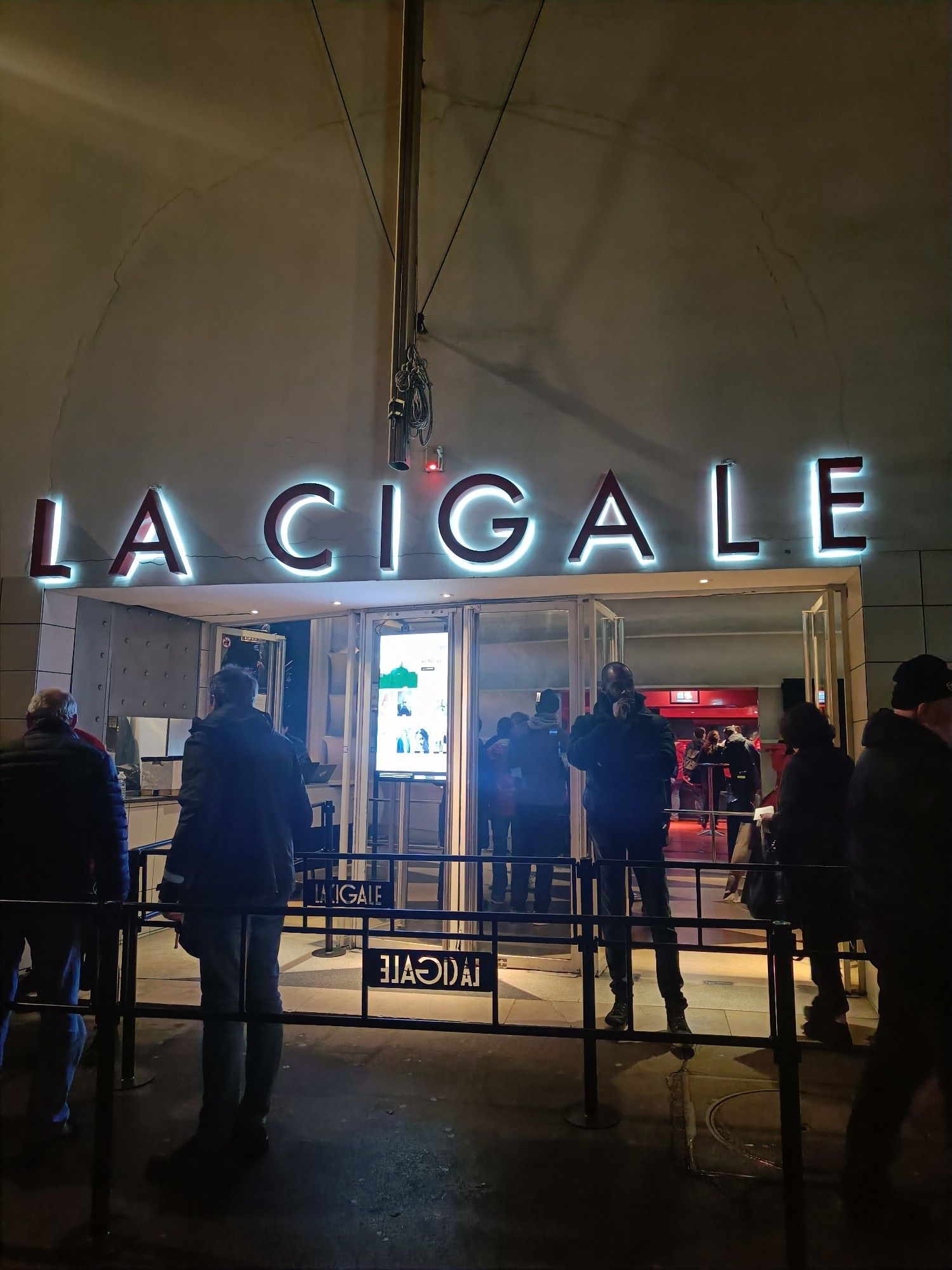 L'entrée de la salle de concert la Cigale à Paris