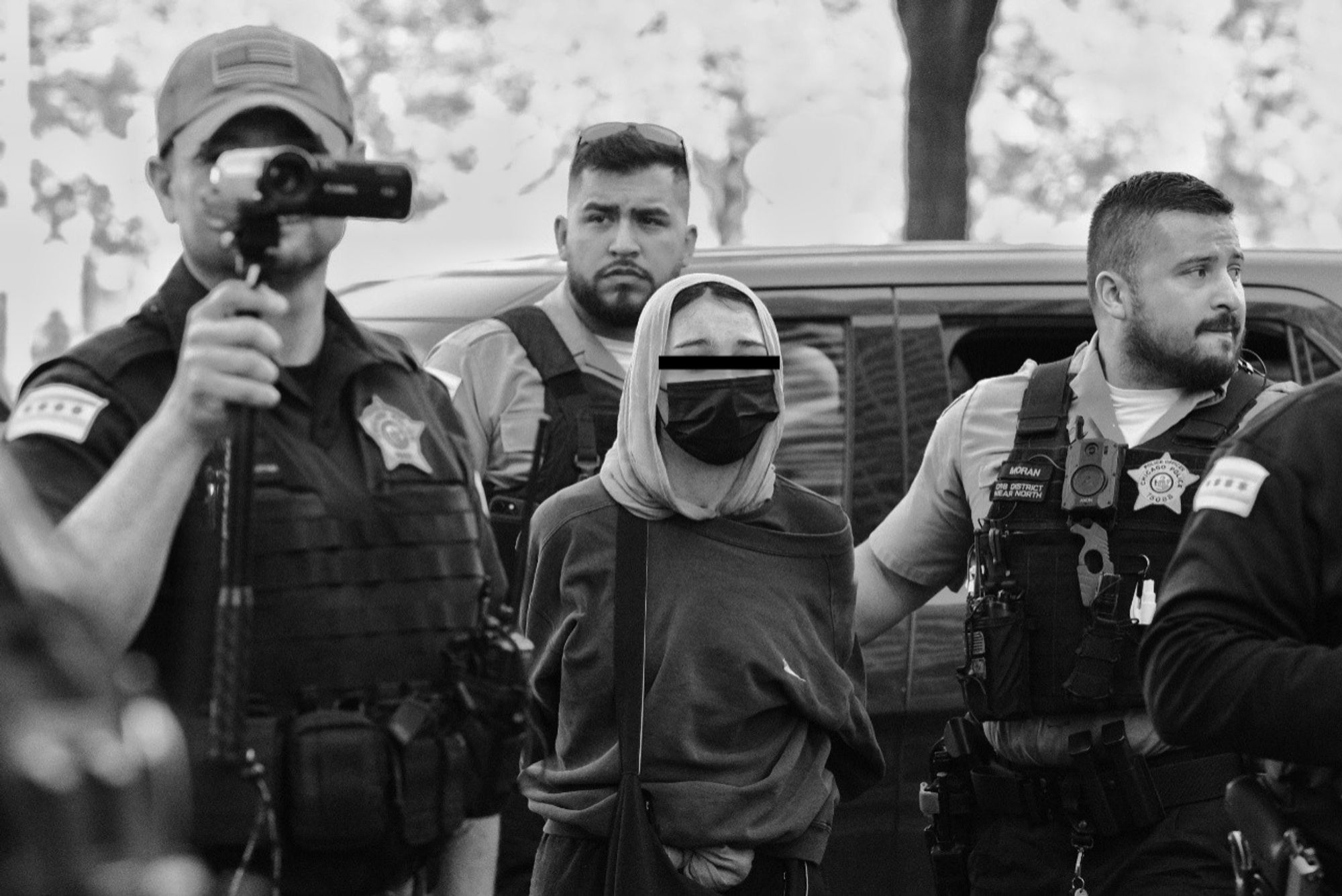 Protester in headscarf detained by CPD