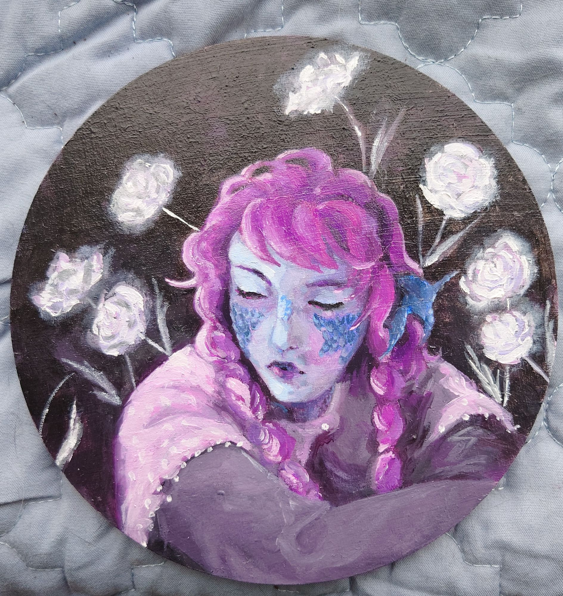 Oil painting on circular wood panel showing a pink haired AuRa with blue skin. She has her eyes closed and arms crossed. She's wearing a soft pink shawl with white detailing. Her hair is in plaits that fall down in front of her. She appears pensive. Behind her, white glowing flowers bloom against a black background