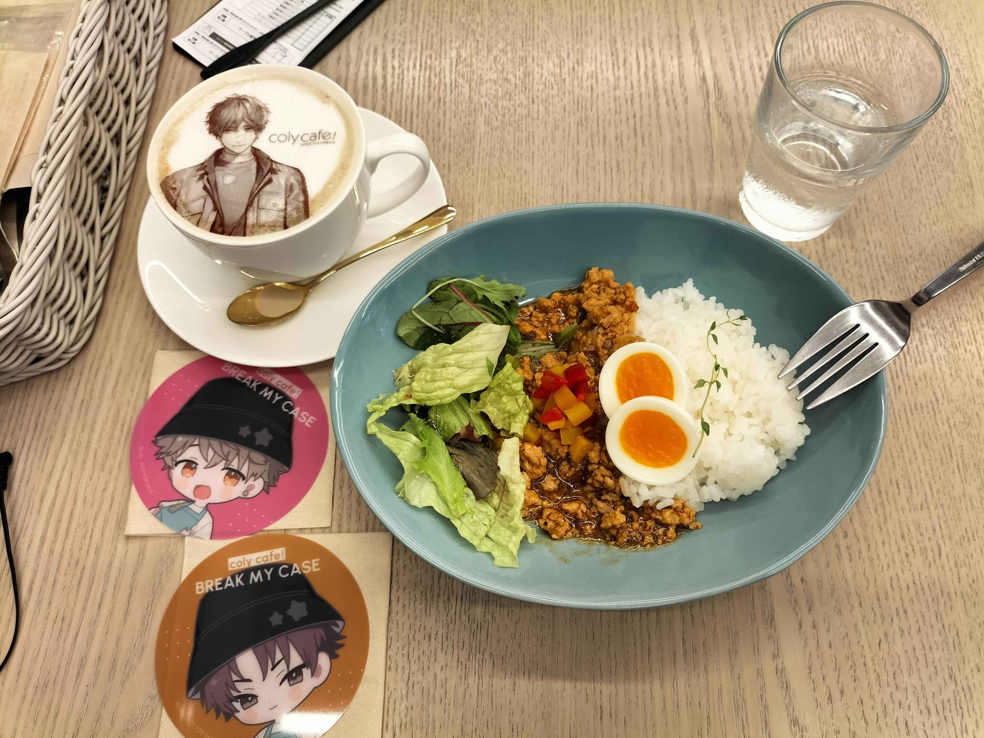 break my case collab cafe!