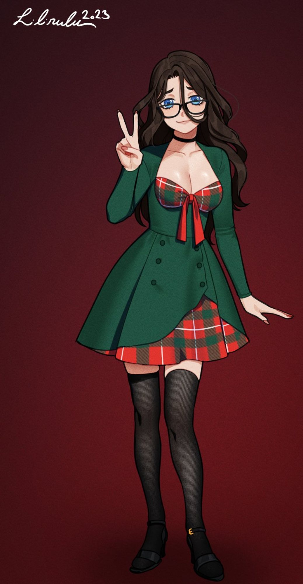 Young brunette lady with long hair, wearing a festive (green/red tartan) dress and doing a peace pose, while smiling. Wears large glasses slightly down the nose.