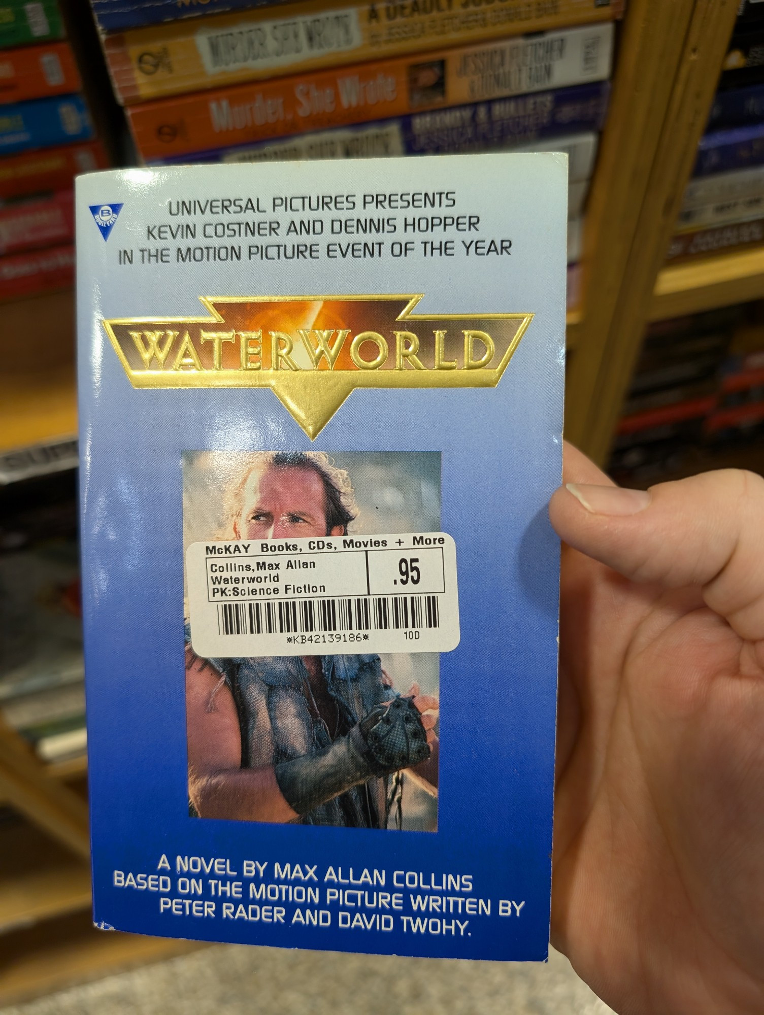 Waterworld novelization featuring an image of Kevin Costner from the movie.