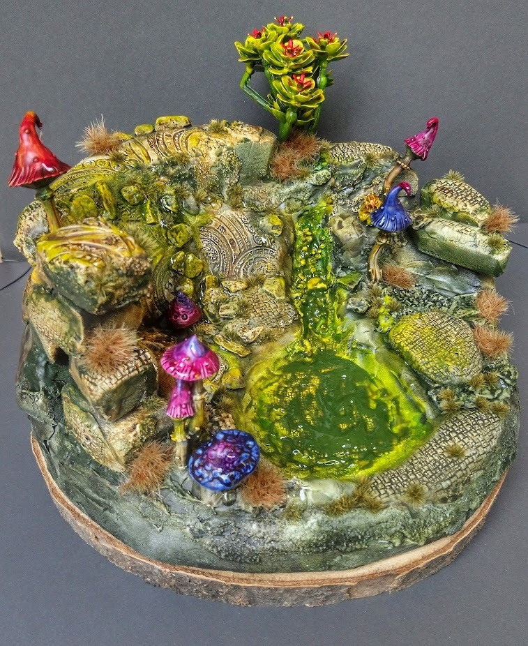 Painted diorama base. Finetuning and minis are still missing.