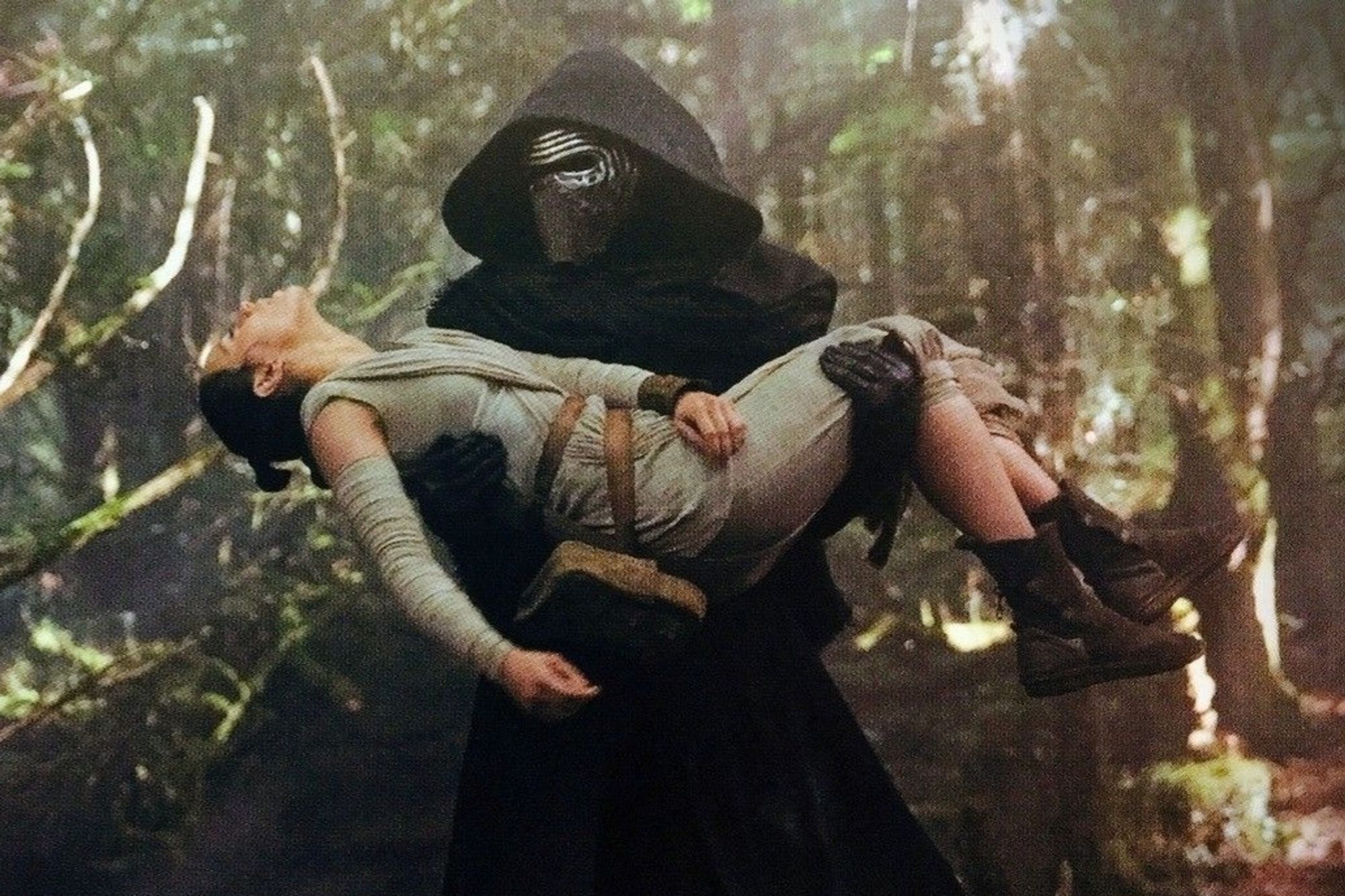 kylo ren bridal carrying rey in star wars: the force awakens (2015)