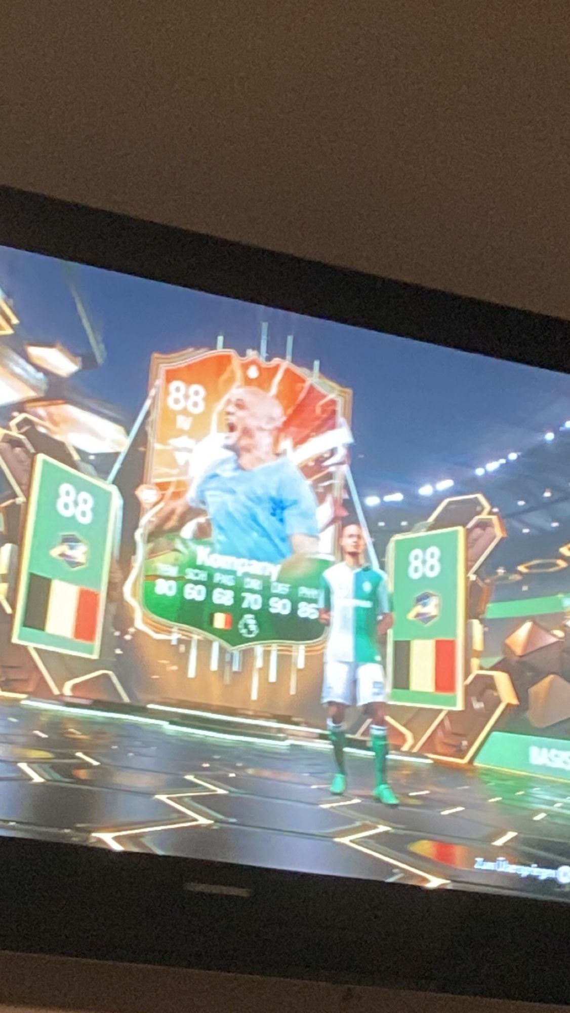 Vincent Kompany aus hero pack