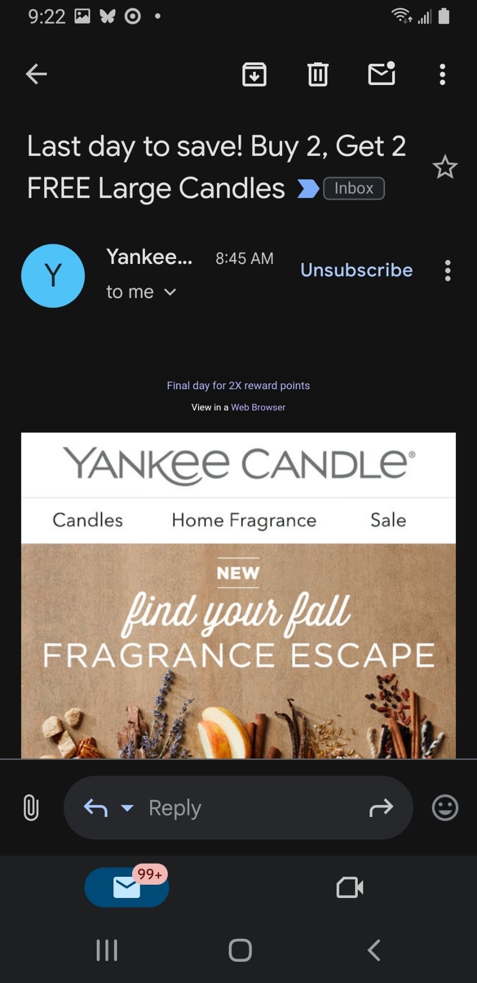 An email from Yankee Candle that has the heading, "Last day to save! Buy 2, Get 2 FREE Large Candles" The actual email says "New find your fall fragrance." There's various fall ingredients on a brown background.
