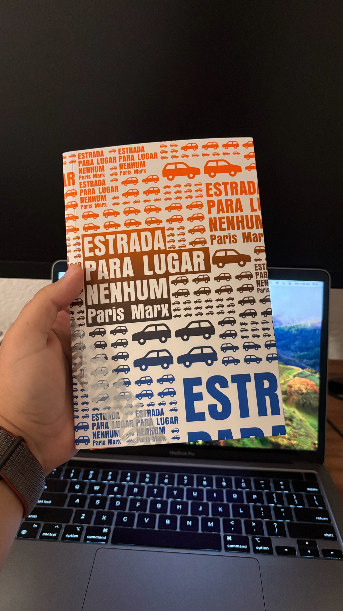 Livro
Estrada para lugar nenhum, Paris Marx