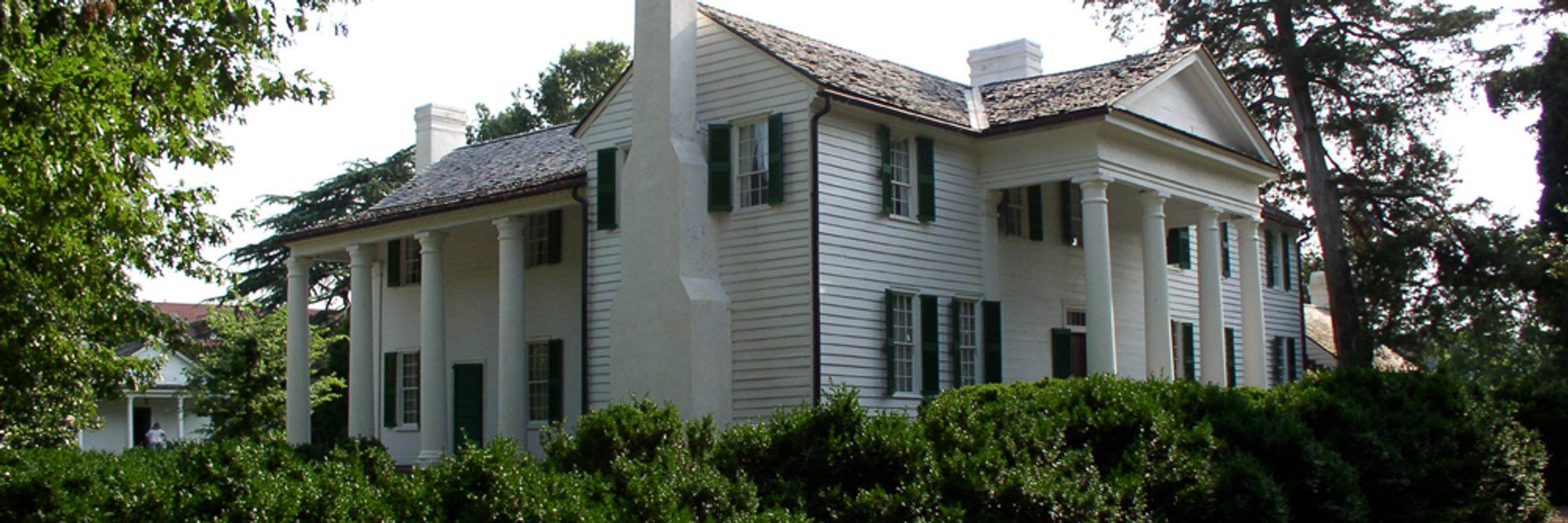 Picture of Fort Hill (John C Calhoun's plantation)