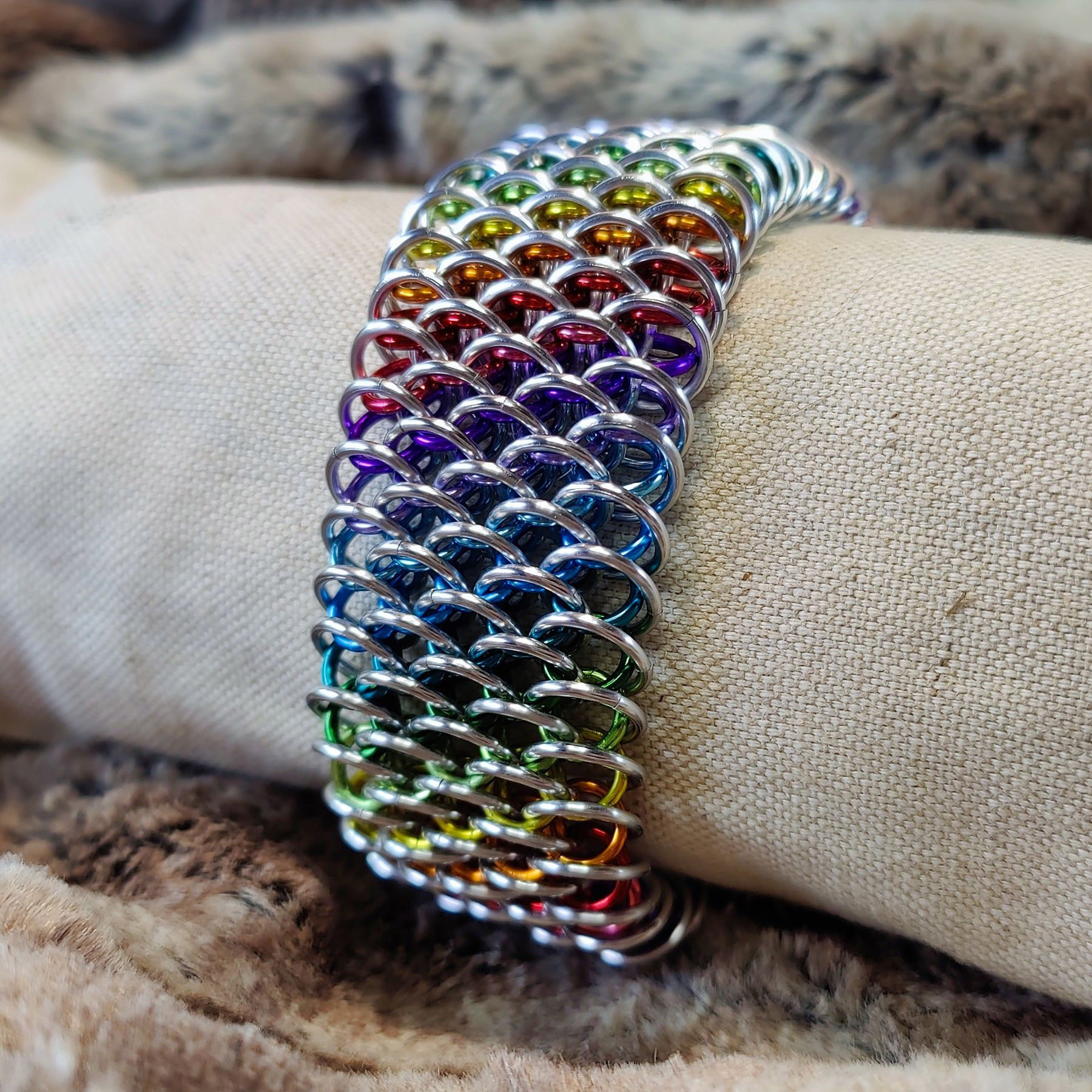 Même bracelet.