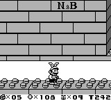 Image of Mario Land 2: Six Golden Coins showing a level made of N&B building blocks