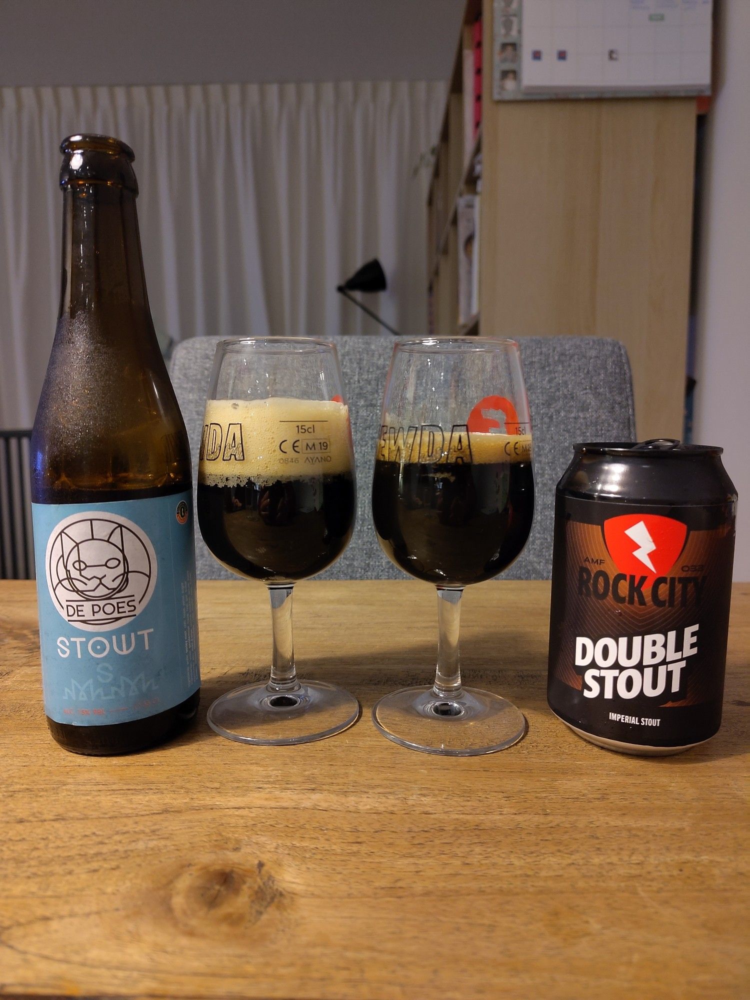 De Poes Stowt and Rock City Double Stout