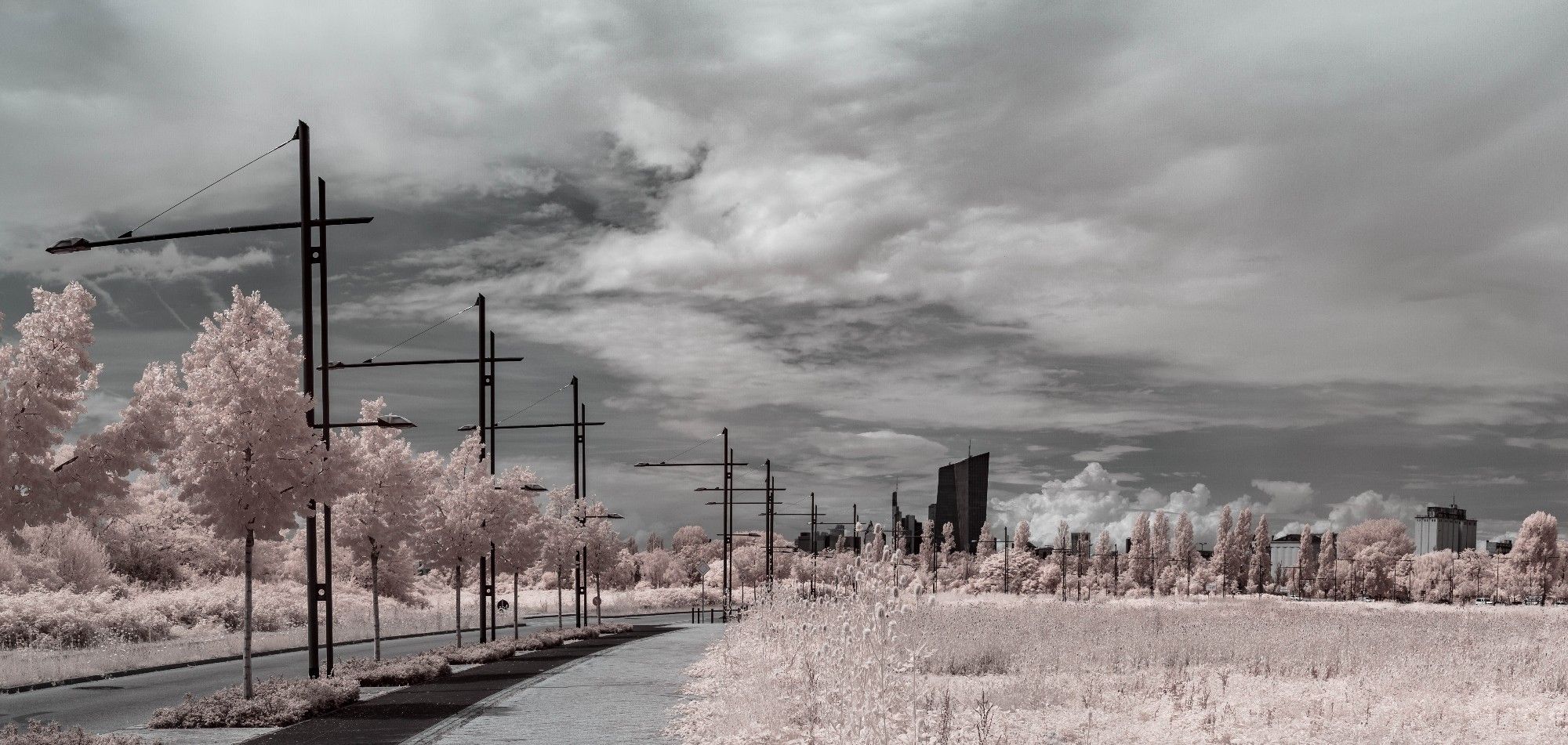 Frankfurt in infrared 620nm