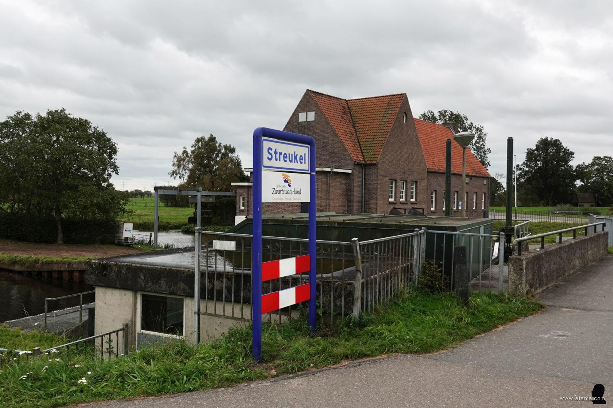 Gemaal Galgenrak en gemaal Streukelerzijl bij Streukel