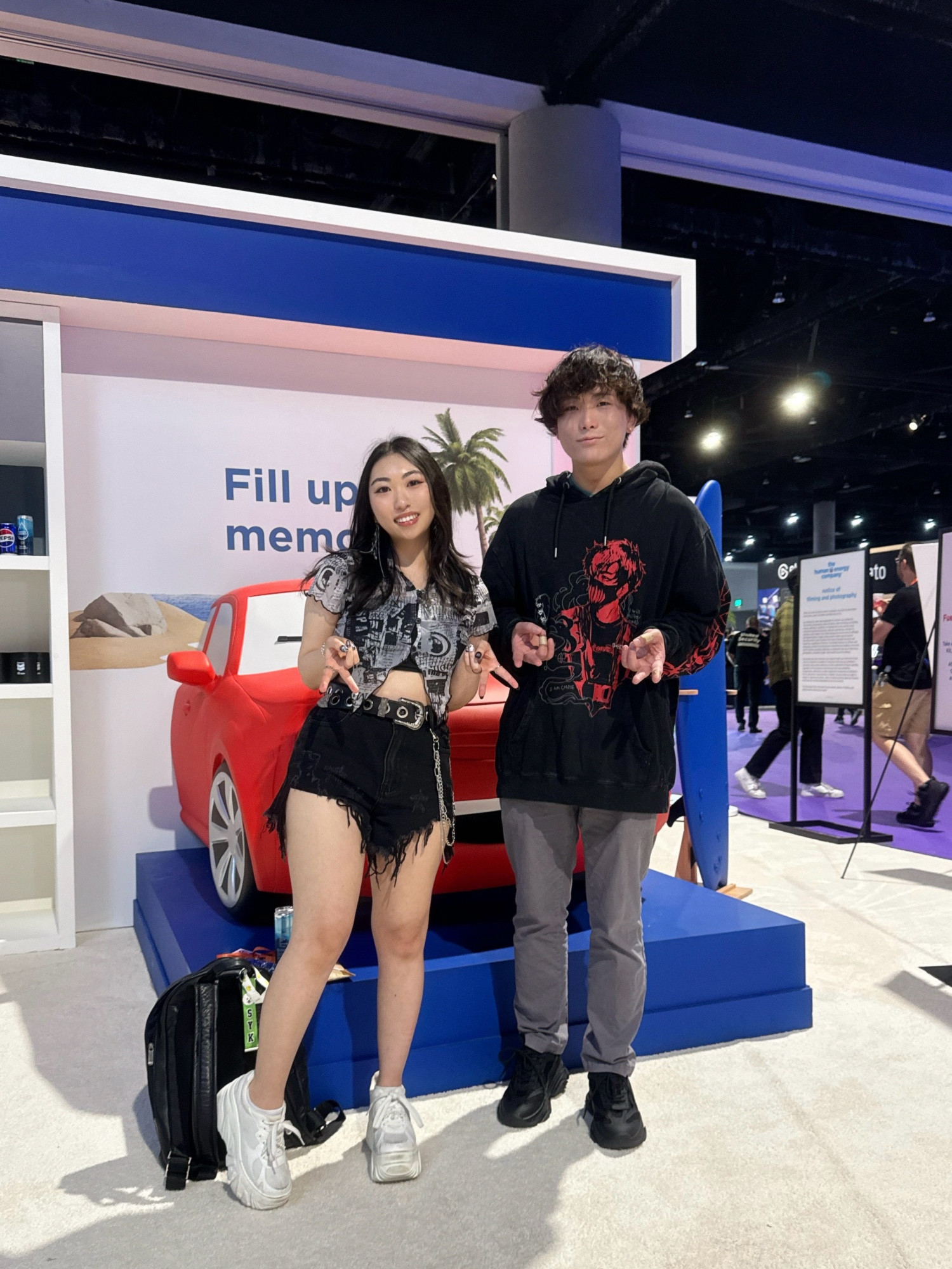 mika and sykkuno at twitchcon 2024