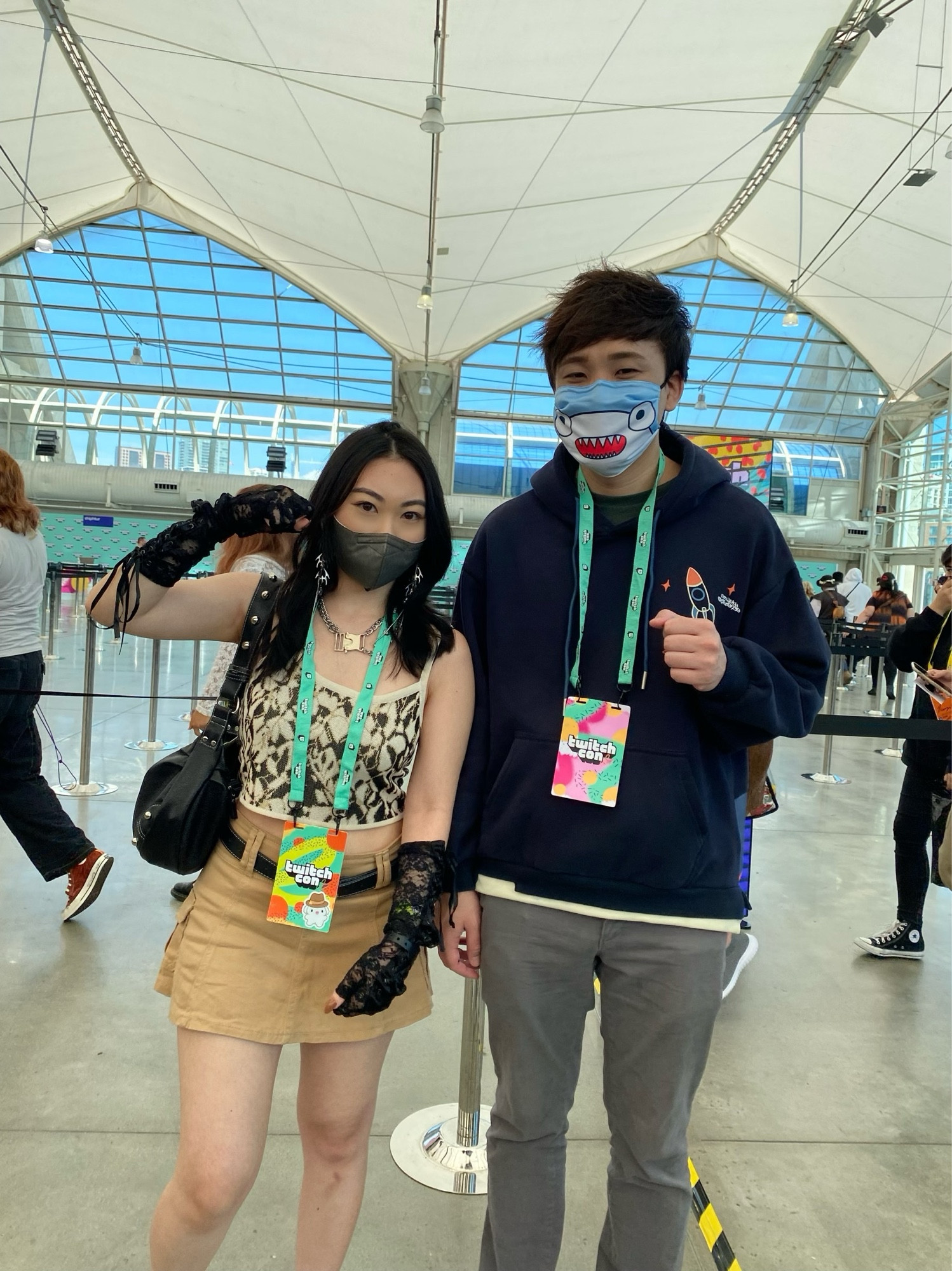 mika and sykkuno about to fight twitchcon security 2022