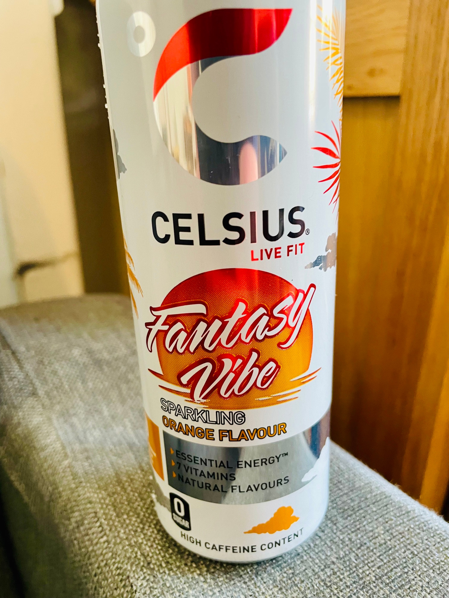 A can of Celsius Fantasy Vibe orange flavoured energy drink.