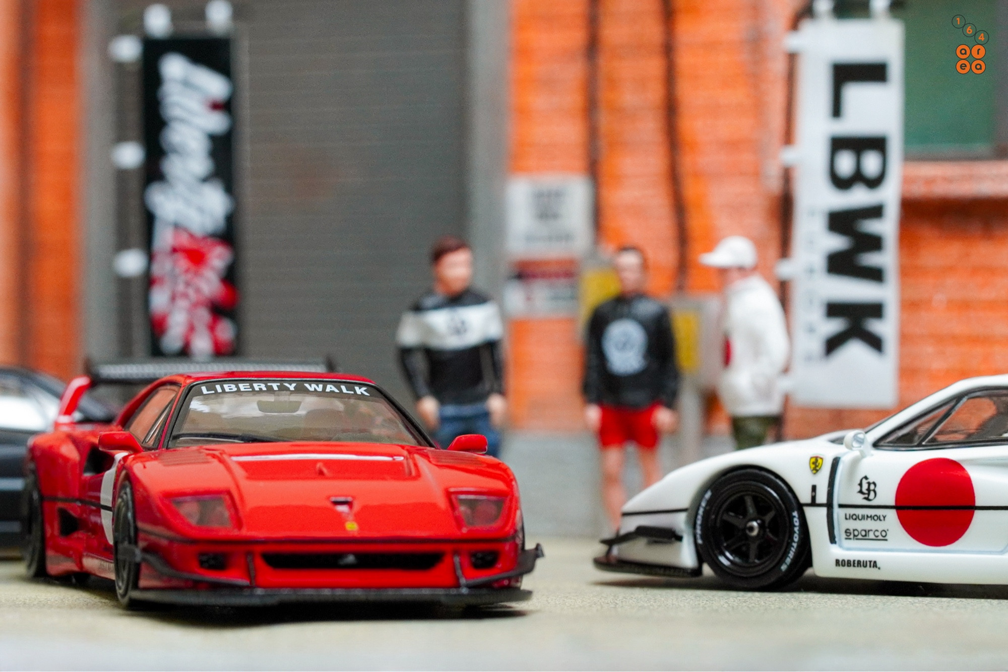 3 males and LB-WORKS Ferrari F40 cars by INNO64 in 1:64 scale with 1:64 figure on AREA 164