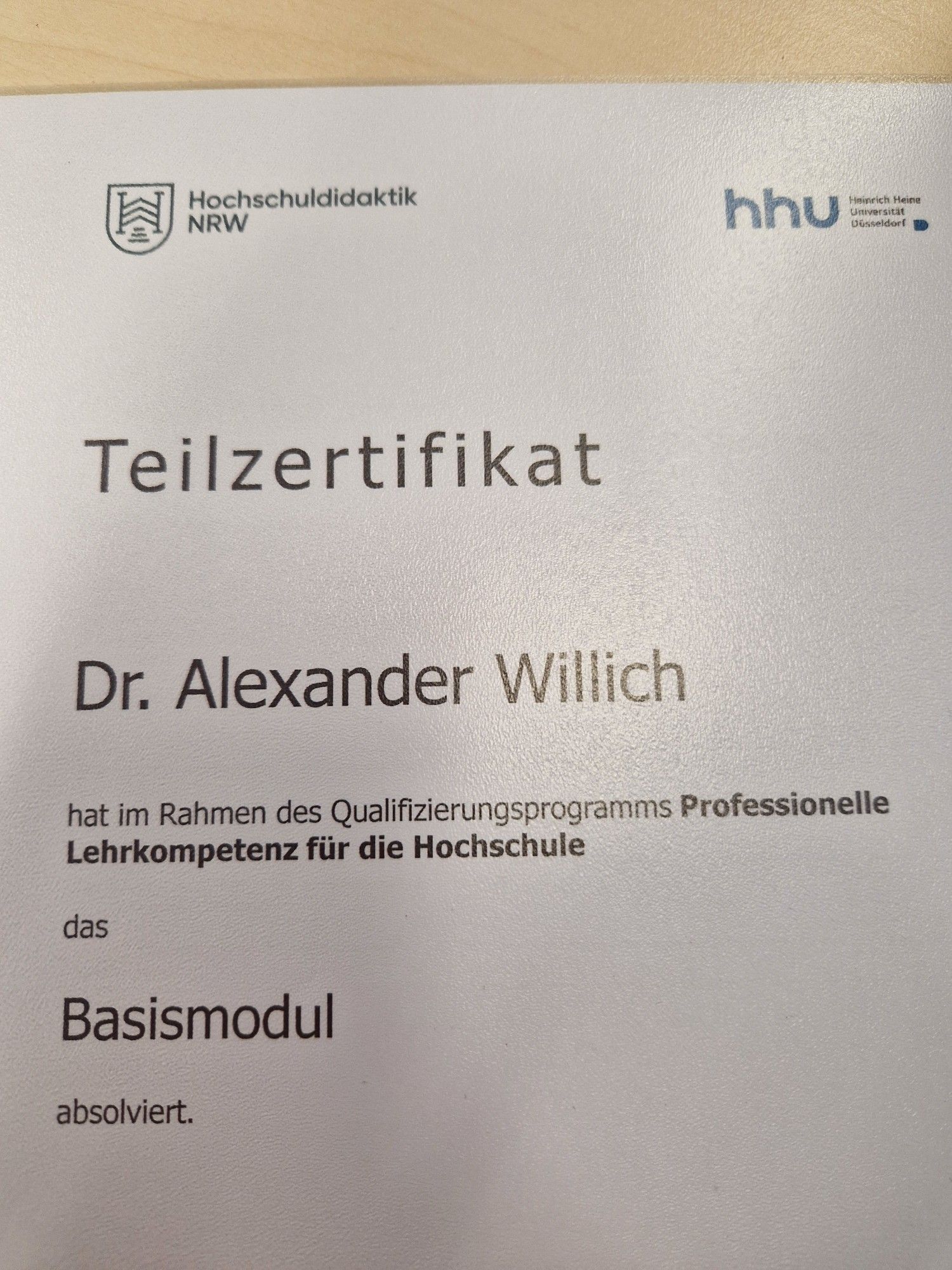 Teilzertifikat für das Basismodul "Professionelle Lehrkompetenz für die Hochschule"