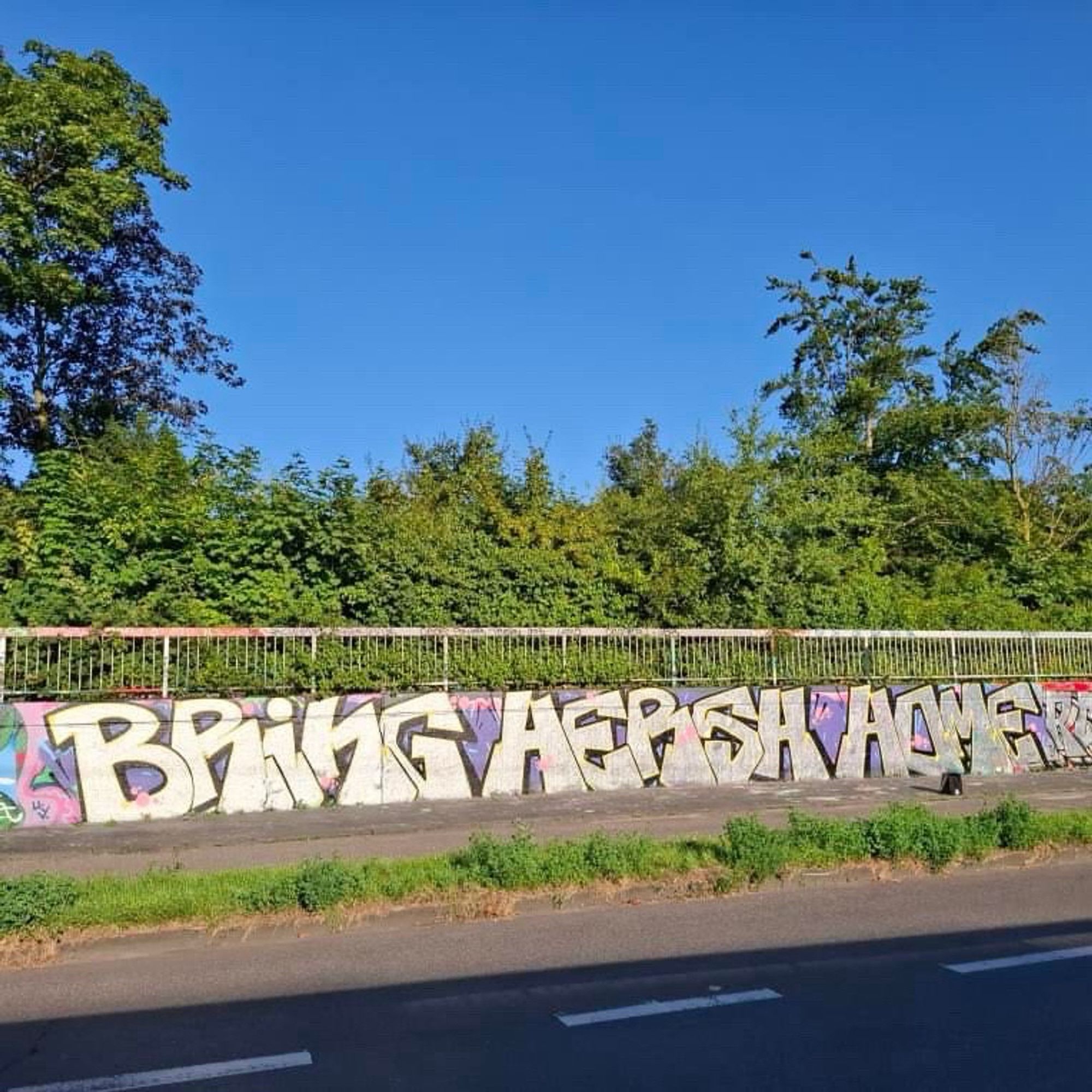 A graffiti in Cologne calling for the release of Hersh Goldberg-Polin, held by Hamas in Gaza.