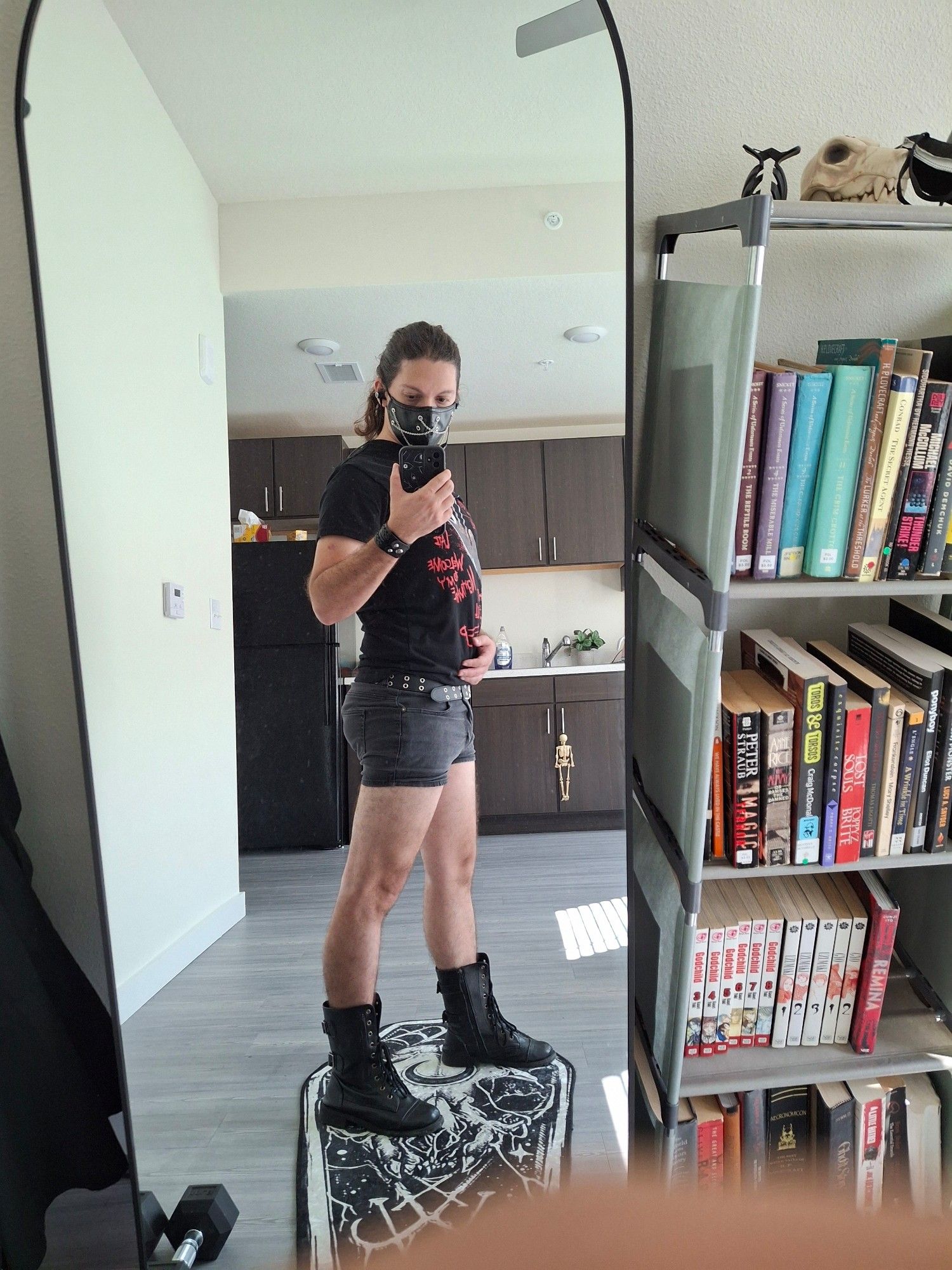 goth enby in short shorts