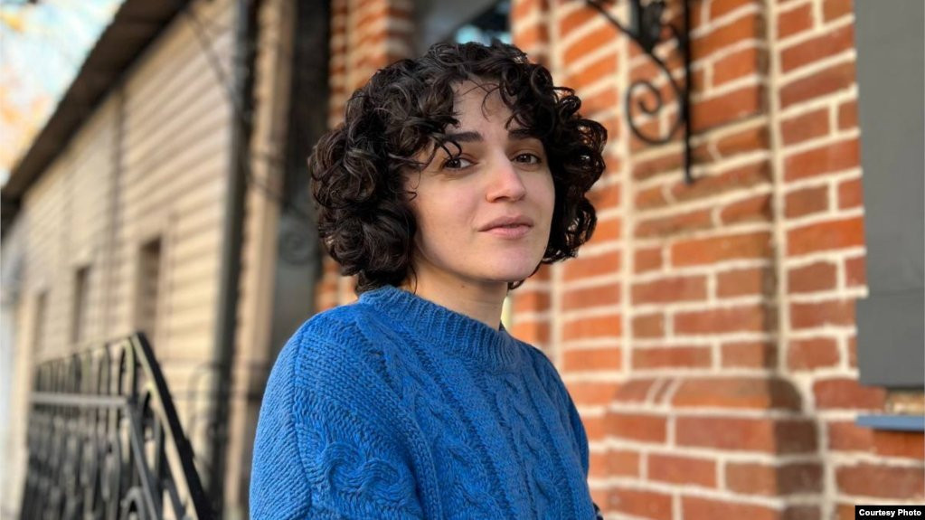 Alipat Sultanbegova, who is active on Twitter as @sultanbegova